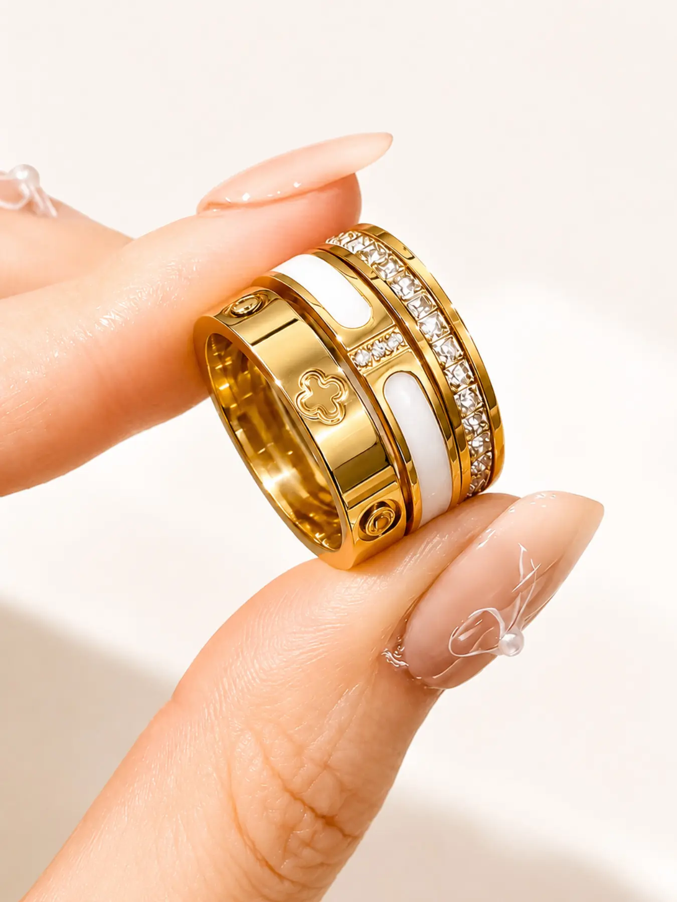 3-Piece 18k Women's Shimmer Ring Set, Elegant Luxury Rings, Fashion Stackable Rings, Waterproof Durable Jewelry, Multiple Sizes, Perfect for Daily Wear, Parties, Gifts, Vacations