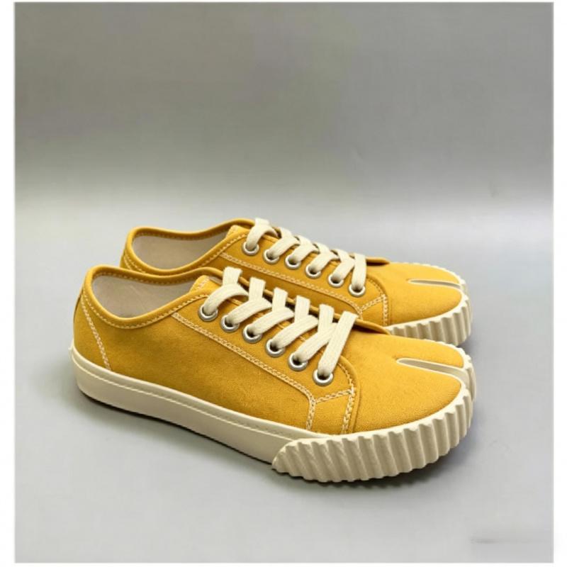 Summer Vibes!Trendy Split-Toe Canvas Sneakers for Men & Women| Perfect for Spring & Summer Holiday Travel| Comfortable & Stylish Casual Shoes| Limited Edition Spring & Summer Travel shoes Vacation style Comfortable sneakers Limited edition sneakers