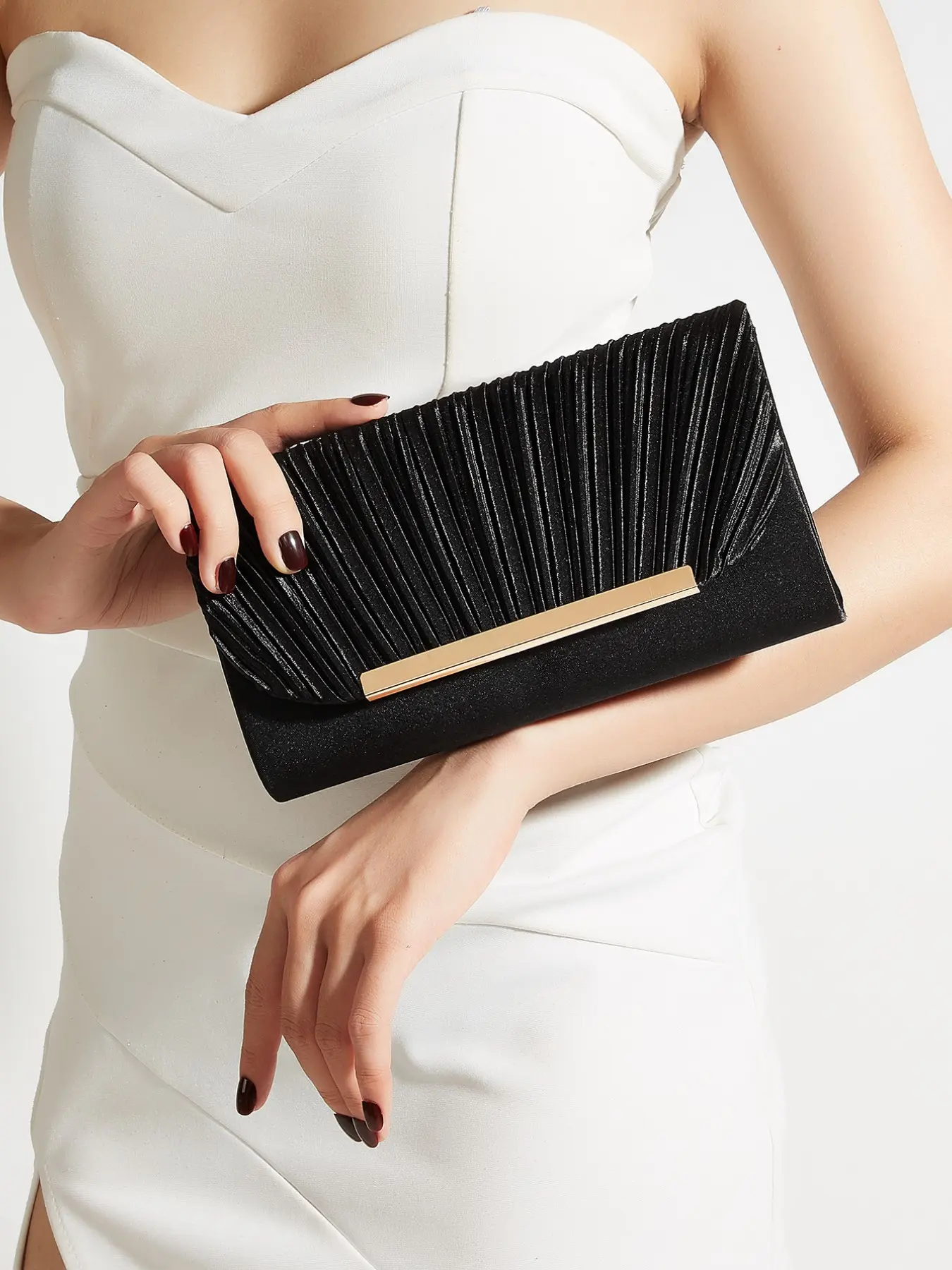 A New Black Pleated Satin Wristlet Clutch Bag with Detachable Chain Strap, Elegant Formal Evening Purse for Wedding Guests, Prom Nights & Cocktail Parties