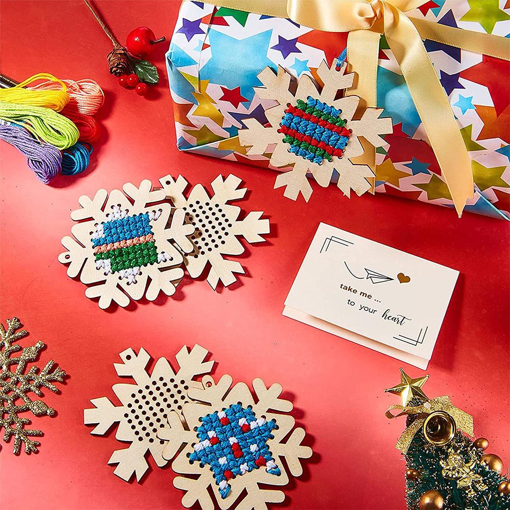 Cross Stitch Hanging Pendant Gingerbread Man 3D DIY Cross Stitch Pendant DIY Needlework Art Pendant Kit for Home Xmas Tree Decor