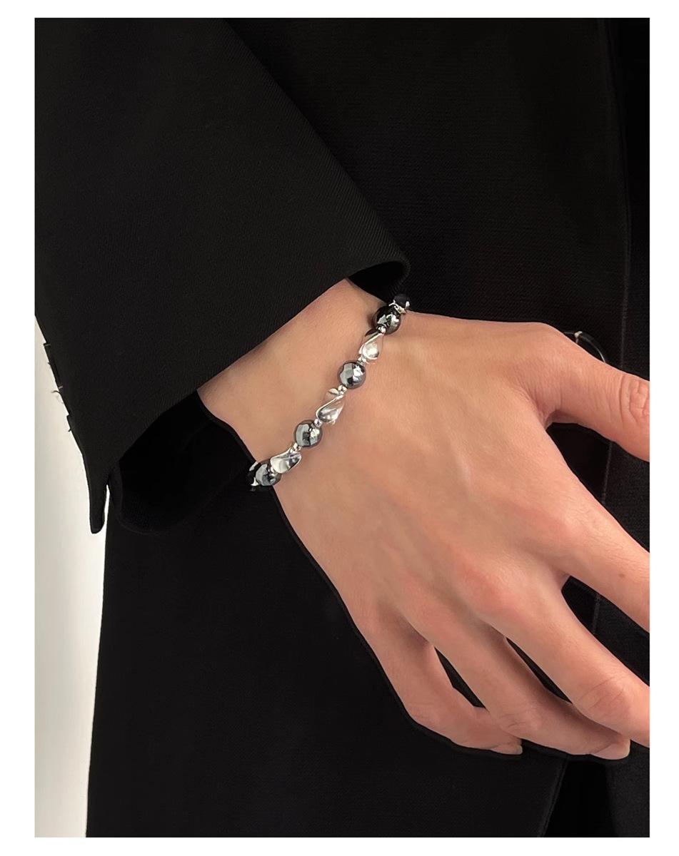 Mobius Titanium Steel Bracelet |   Men's Trendy Light Luxury Hand Jewelry, Unique Minimalist Design, Unisex Versatile Premium Bracelet