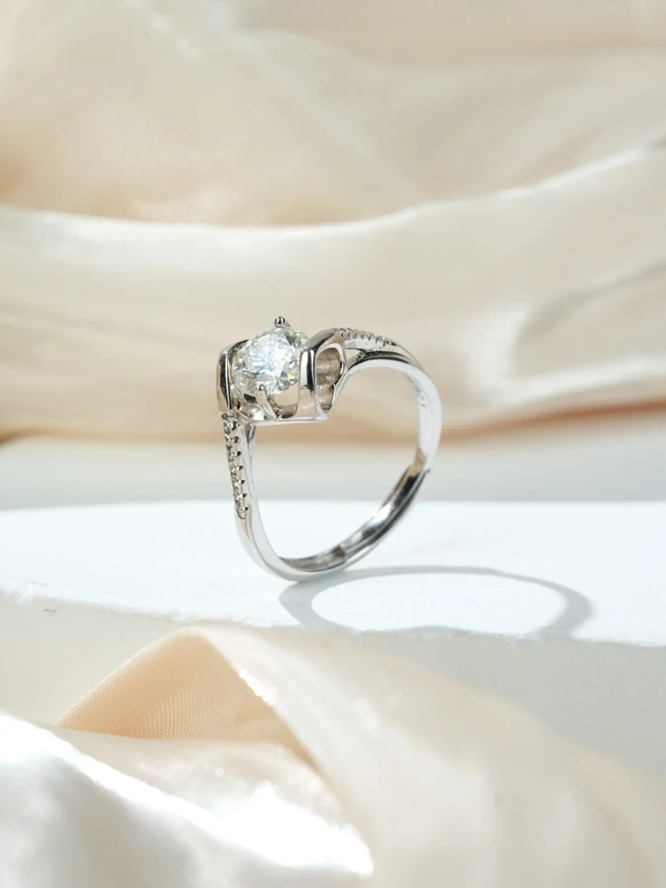 S925 Silver Moissanite Twist Band Open Ring, Four Prong Main Stone, Adjustable Comfortable, Ideal for Daily Wear and Anniversaries
