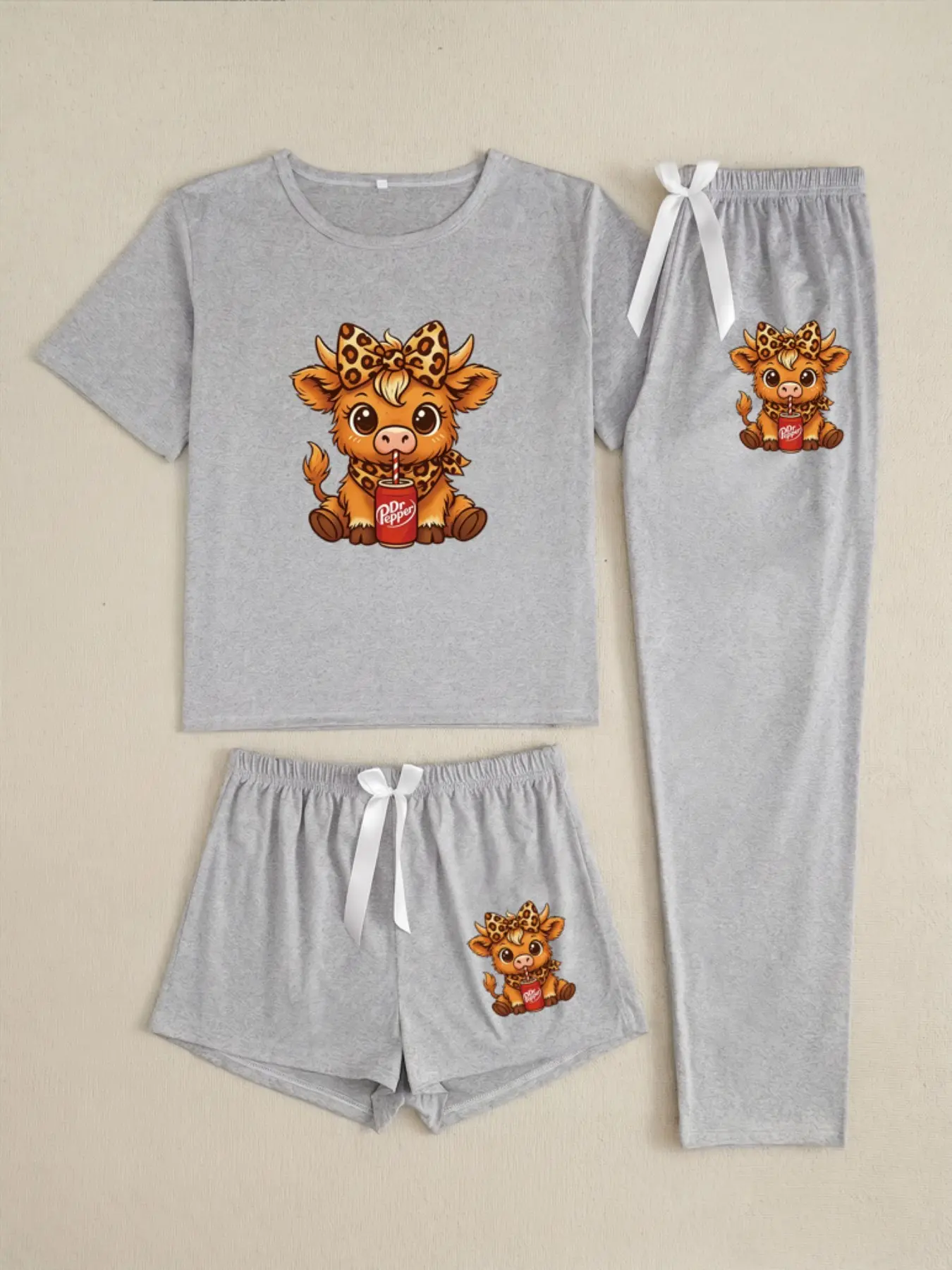 Highland Cow Women's Three-Piece Home Set, Casual Loose-Fitting Cartoon Pattern, All-Season Unlined Pajamas, Pjs, Matching Pajamas, Comfortable Daily Wear Loungewear Nightwear Homewear