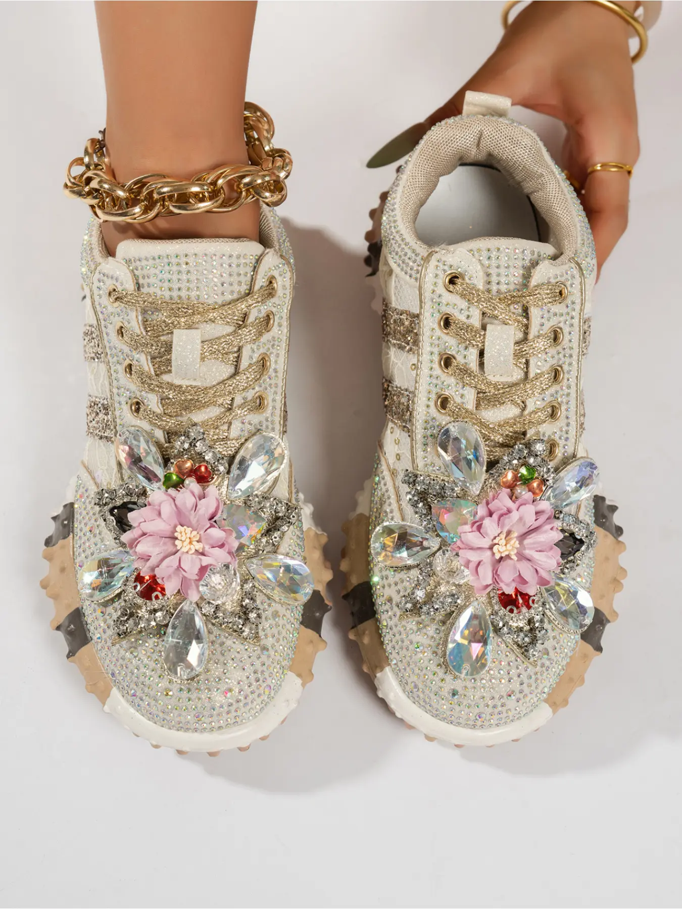 Women Streetwear Rhinestone Floral Platform Sneakers Lace Up Lace Mesh Skate Shoes Trendy Street Style Chunky Sole Trainers Thick Bottom Shoes