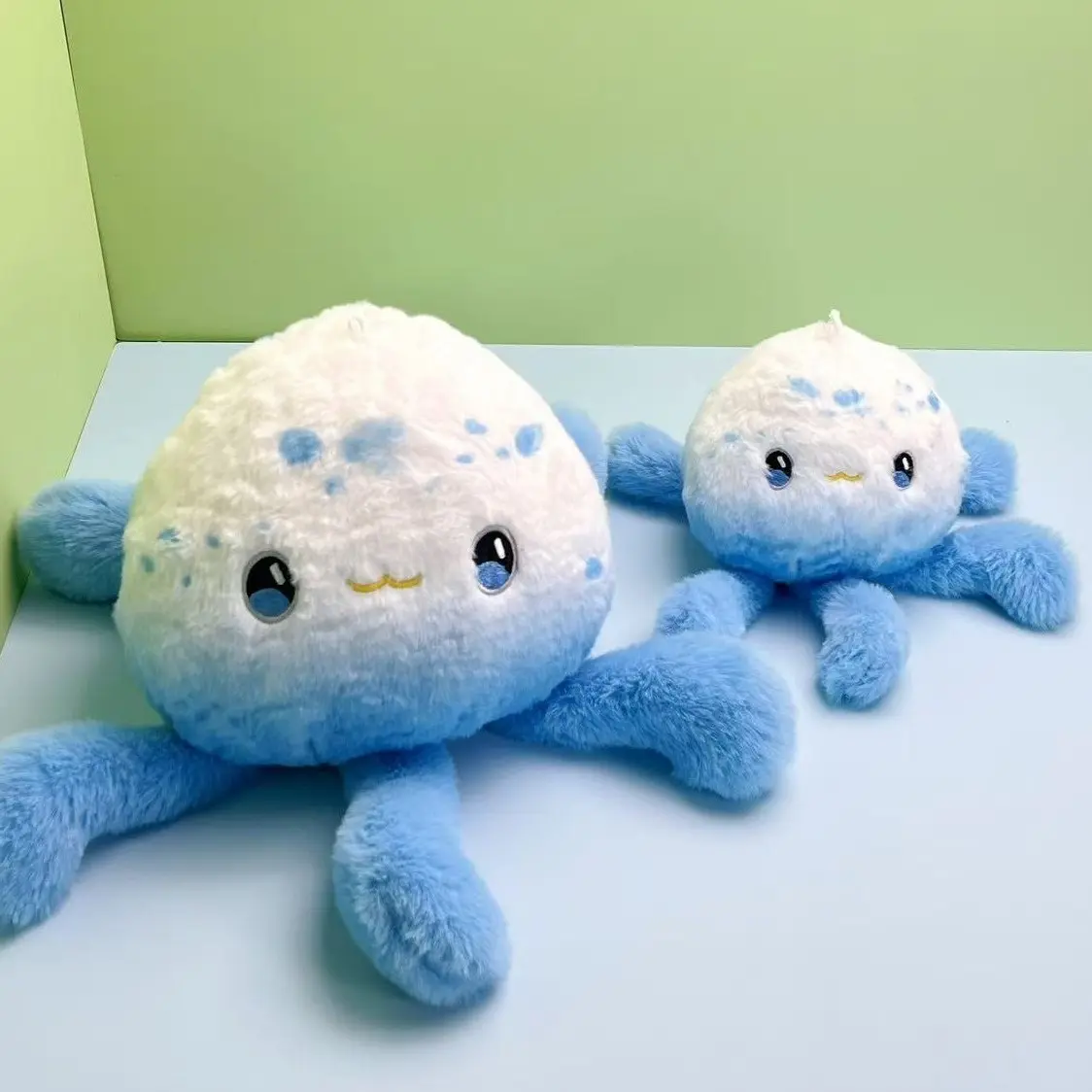 Ocean Aquarium Jellyfish Keychain Plush Doll Toy, Cartoon Figure Keyring Backpack Charm, Cute Stuffed Animal Decoration, Soft Cuddly Gift