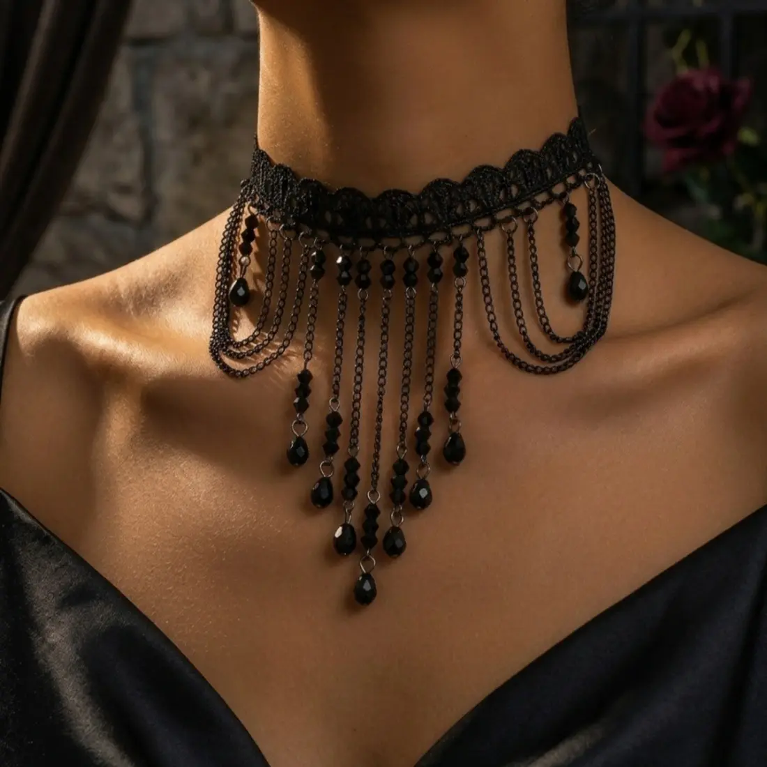 Gothic Black Lace Choker Necklace for Women, Vintage Hollow Fringe Neck Chain, Elegant Dark Style Jewelry Accessory for Halloween, Party, Costume & Daily Wear