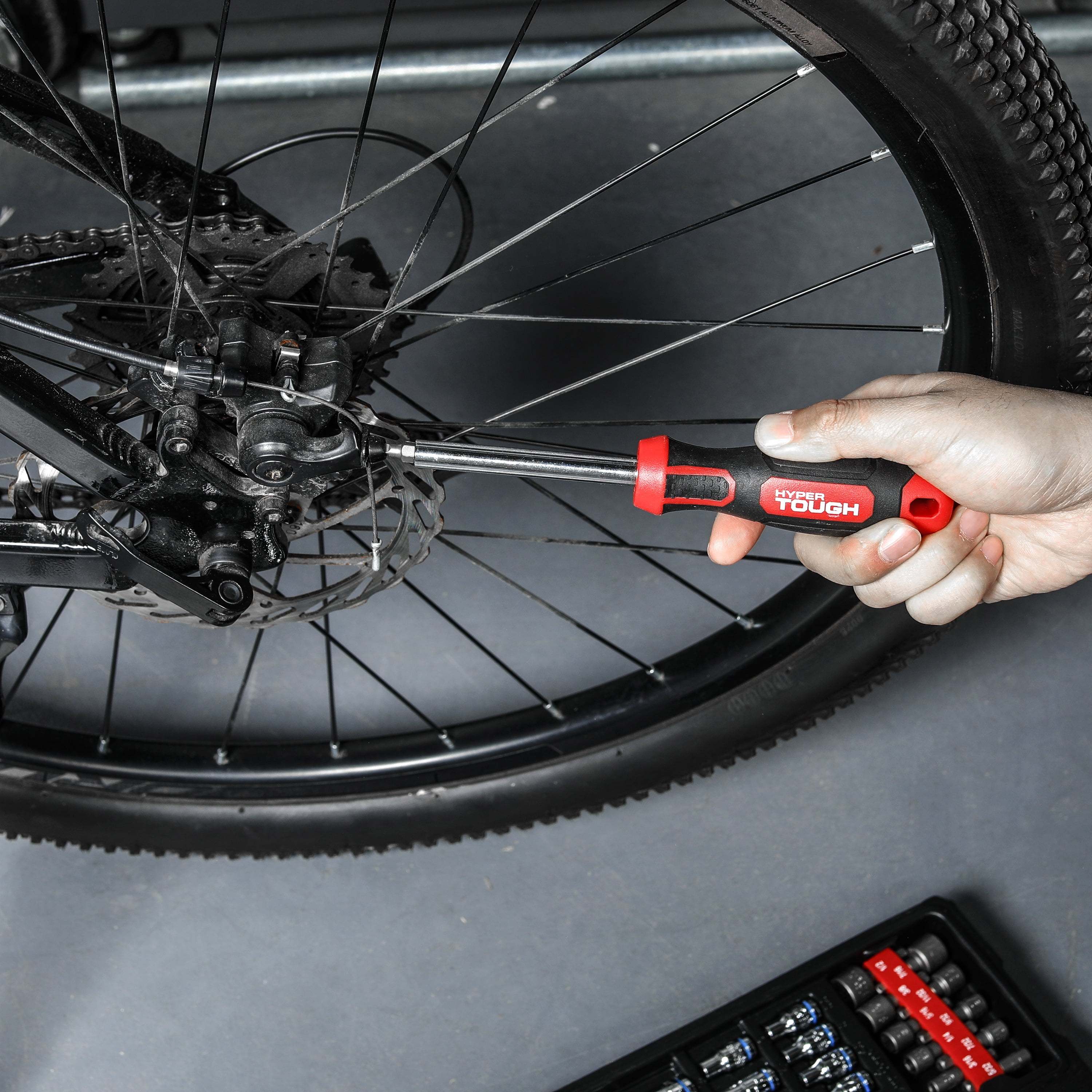 144-Piece 1/4, 3/8 and 1/2-inch Drive Mechanics Tool Set, Chrome Finish-2024