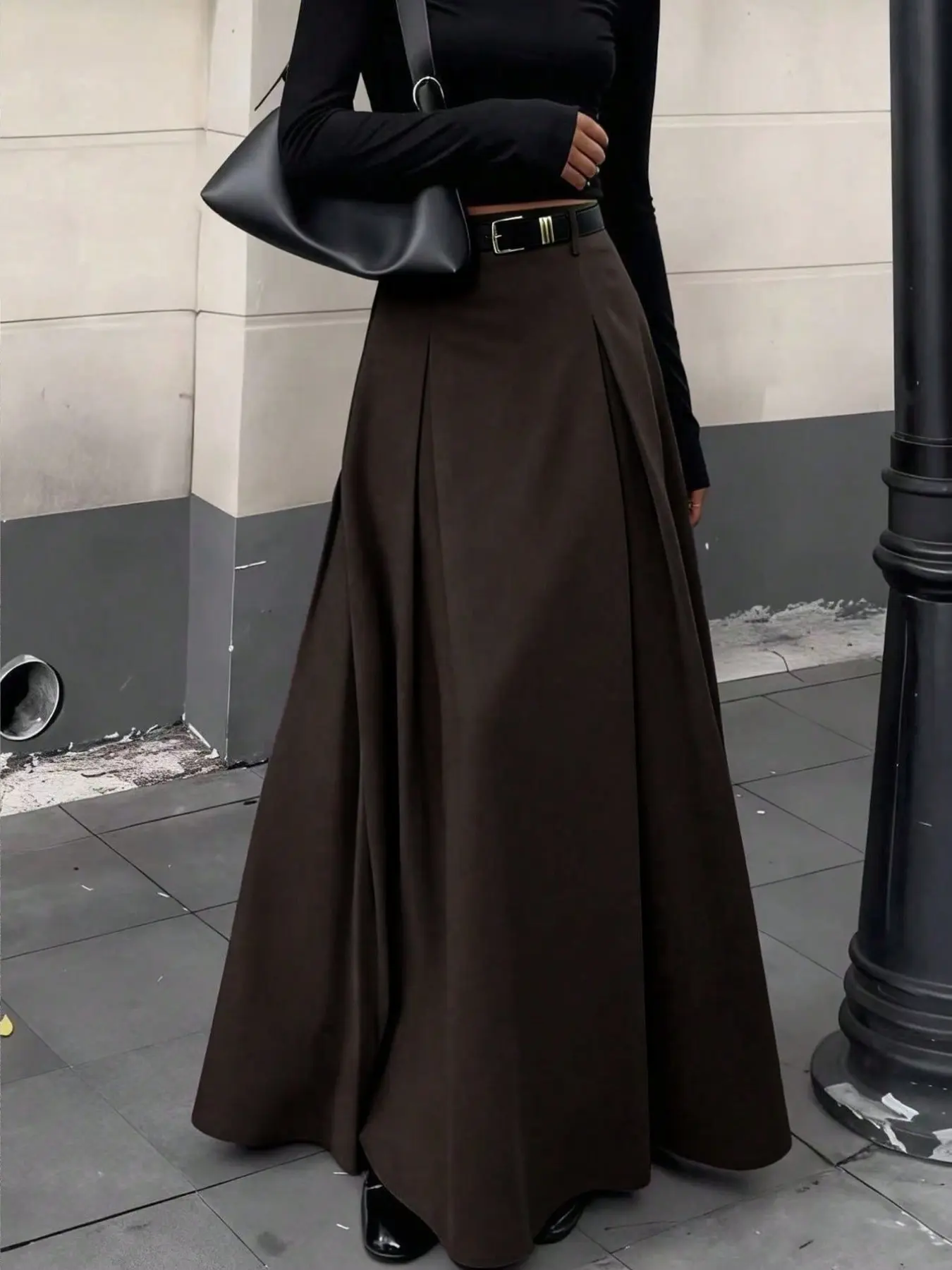 Deep High-Waisted Pleated Long Suit Skirt, Fall Winter Office Wear, Street Business Coffee Shop Style, Tailored Fabric, Slimming Design