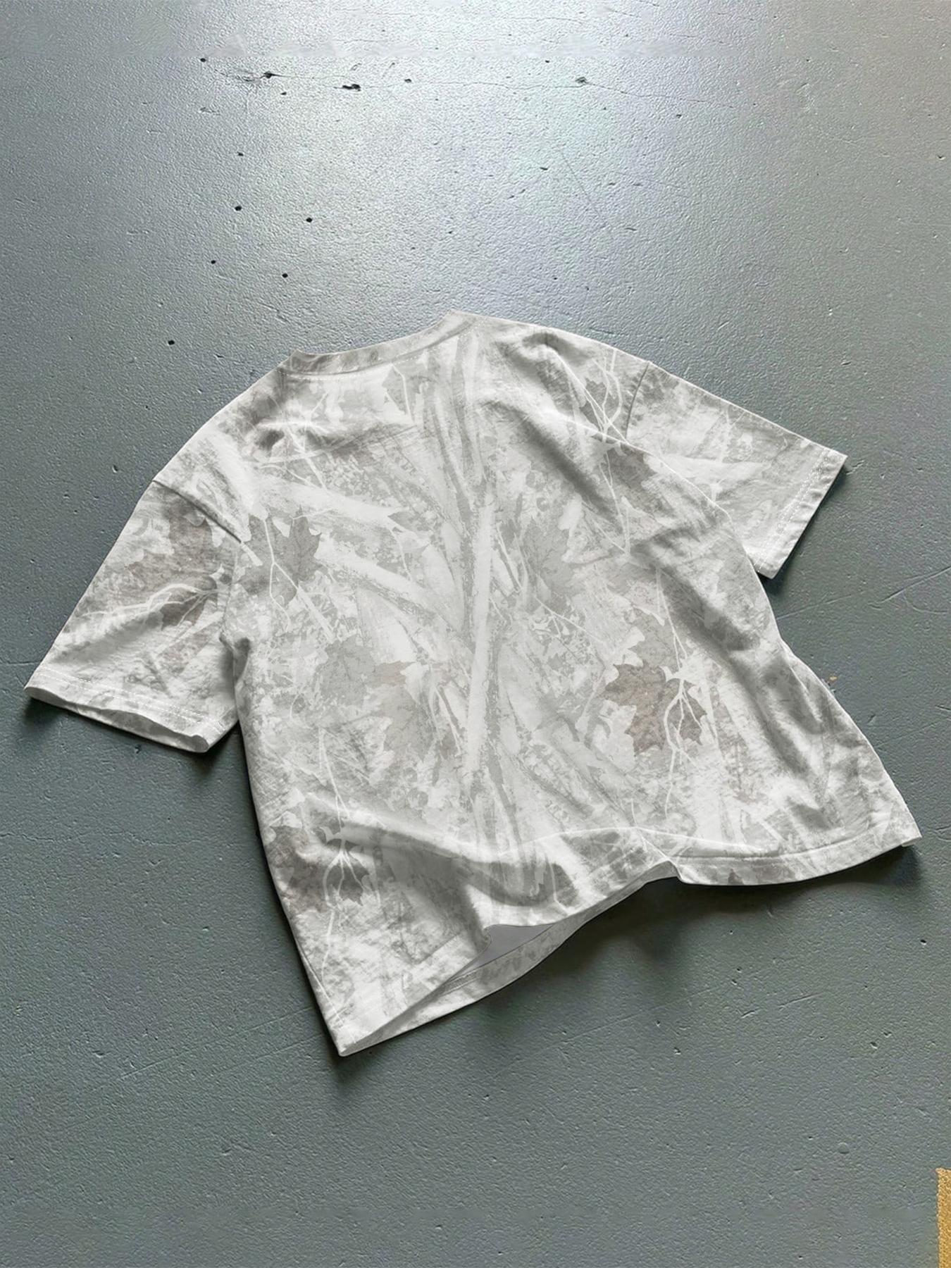 Unisex Camouflage Print T-Shirt, Short Sleeve Casual Style, Organic Fabric, Fitted Design, Summer Fashion for Daily Wear, Streetwear