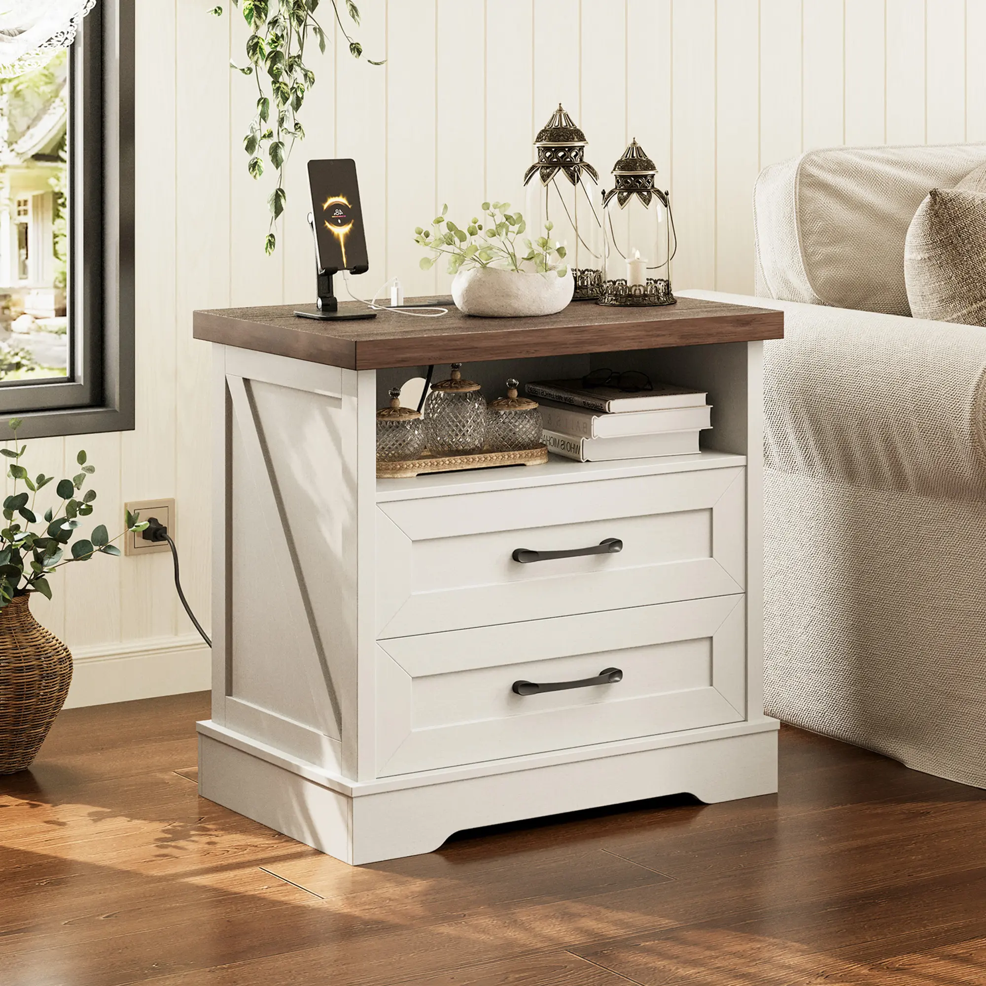 White & Dark Walnut