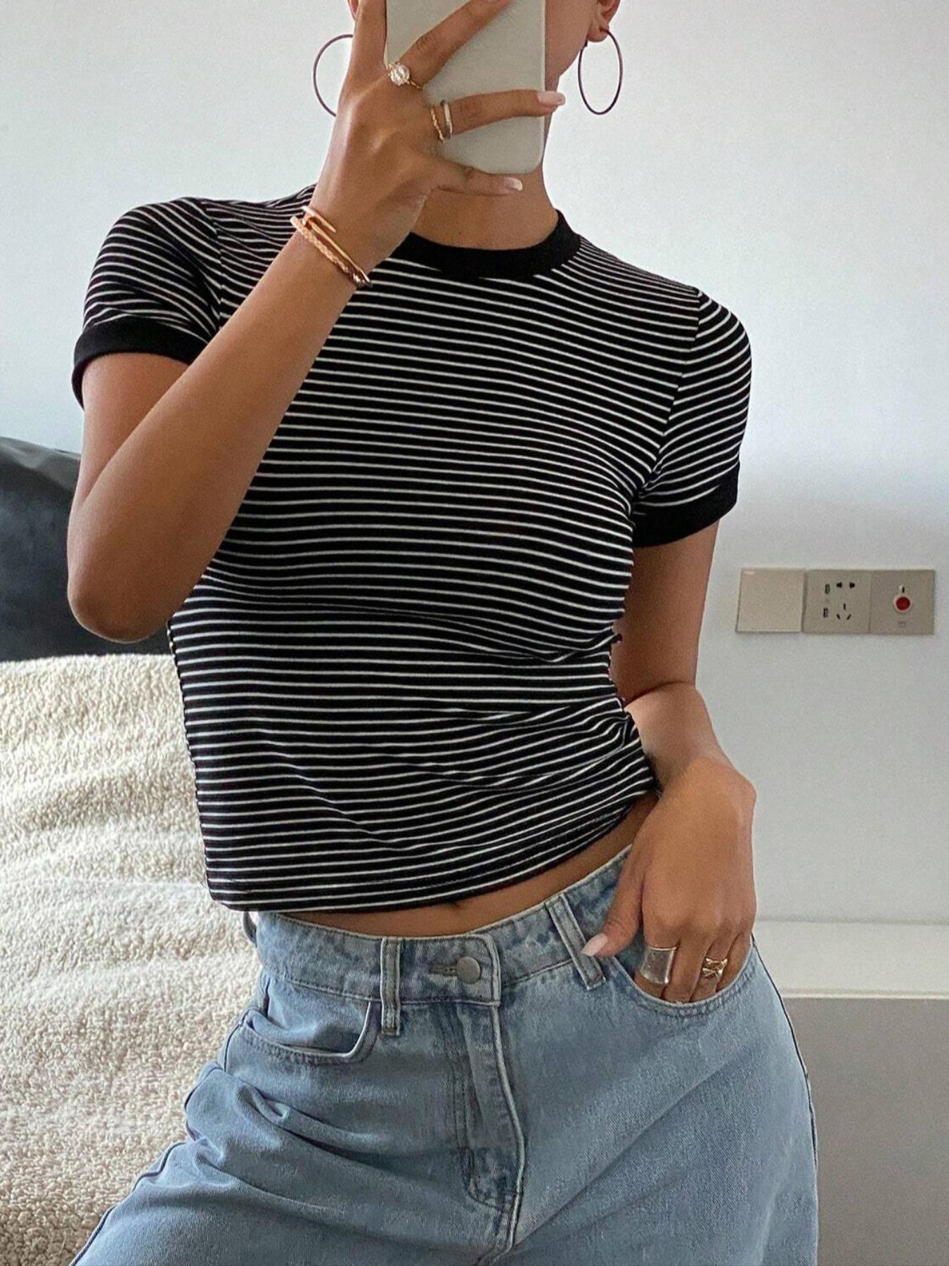 Women's Striped Print Round Neck Tee, Casual Short Sleeve T-shirt, Ladies Summer Clothes for Daily Wear