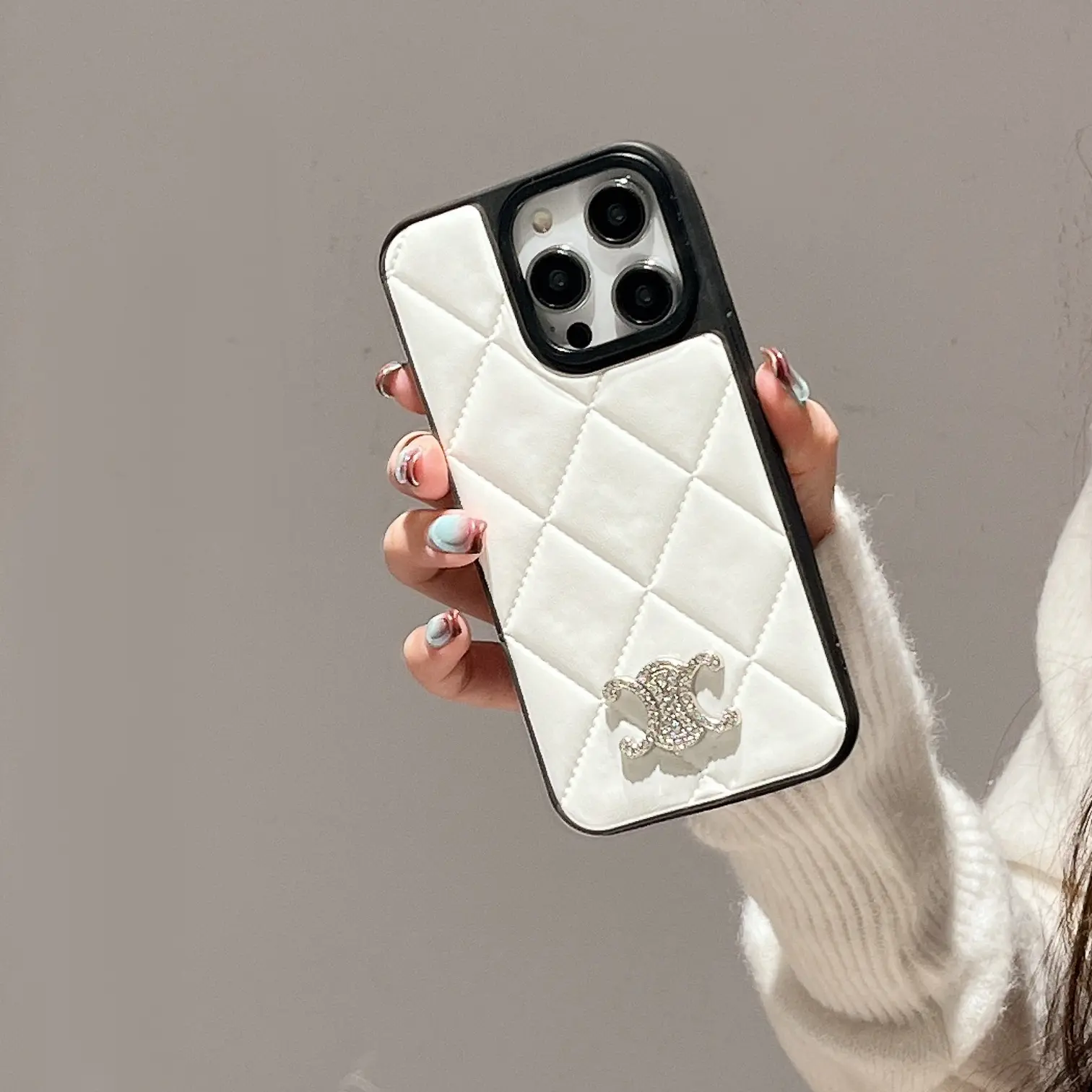 Luxury Sparkling Rhinestone Design Protective Case for Apple iPhone 13-17 Series, Unique High-End Phone Cover
