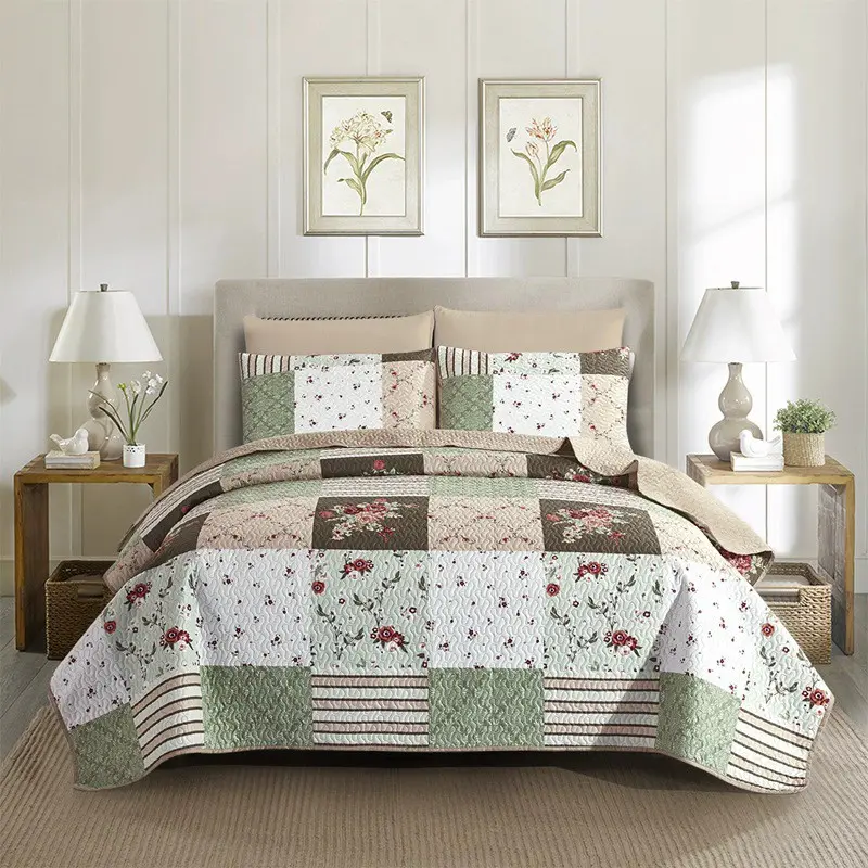 Floral Patchwork Bedspread Set, 3 Counts/set Including 1 Count Bedspread & 2 Counts Pillowcase without Filler, Soft Light Decorative Bedding Set for Bedroom