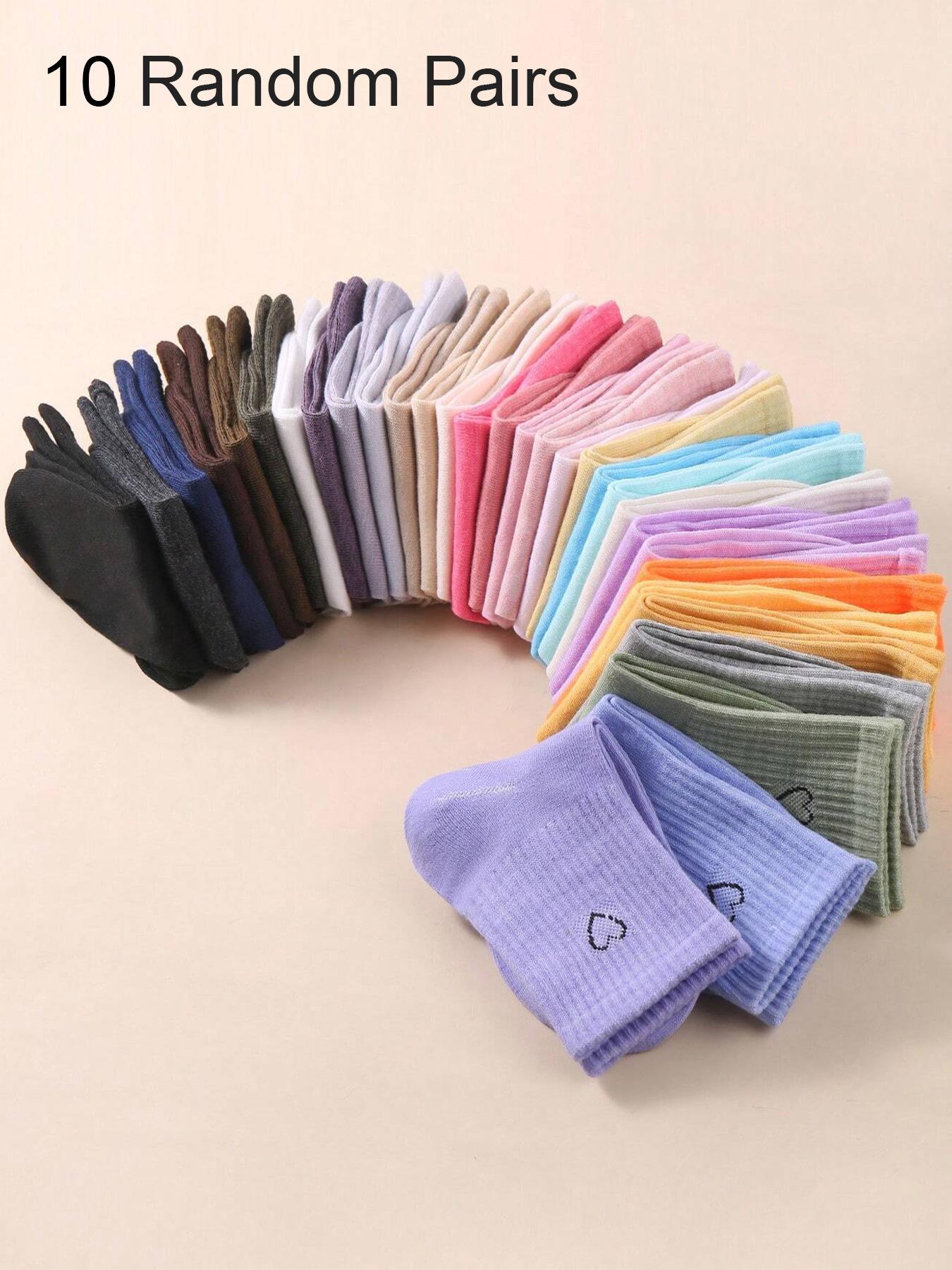 Random Color Heart Pattern Crew Socks, Casual Moisture Wicking Low Cut Socks, Soft Comfy Breathable Socks for All Seasons Daily Wear, Womenswear, Casual Stylish Socks, Socks Set