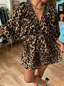 Women's Old School Leopard Print Romper, Summer Clothes Women, Elastic V Neck Puff 3/4 Sleeve High Waist Loose Short Jumpsuit for Beach Holiday Vacation Daily Streetwear Dating, Womenswear, Outfits for Night Out, Chic Versatile Daily Playsuit
