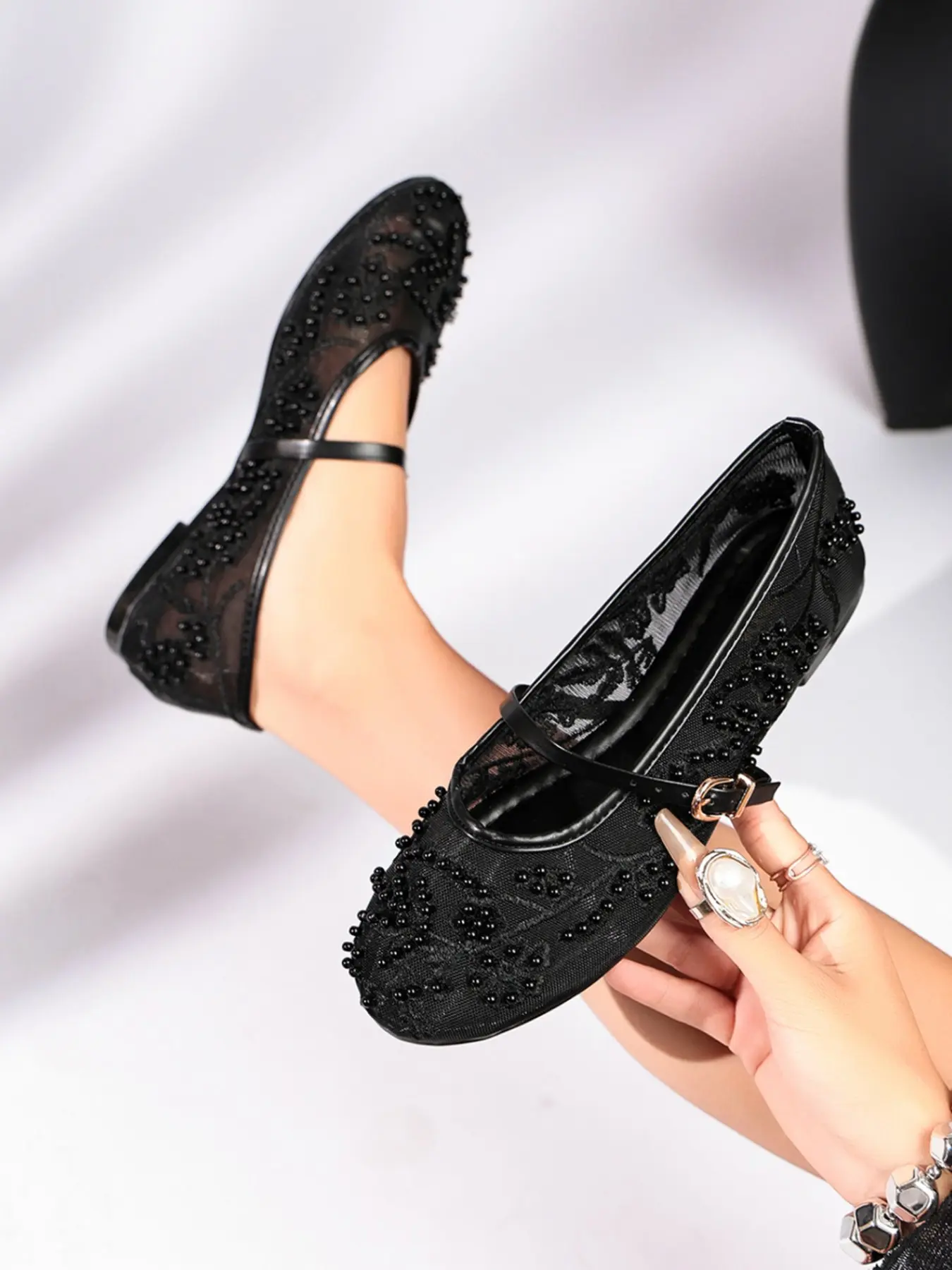 Women's Fall New Round Toe Flat Low Heel Single Walking Shoes, Embroidery Design, Pearl Decoration, Strap Mesh Breathable, Fashion Mary Jane Ballet Shoes