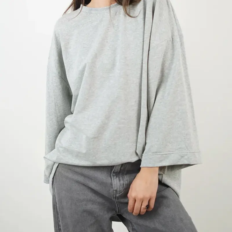 Women's Oversized Minimalist Casual T-Shirt, Round Crew Neck, Loose Fit Basic Sporty Streetwear Top for Beach Vacation Summer, Round Neck Tees