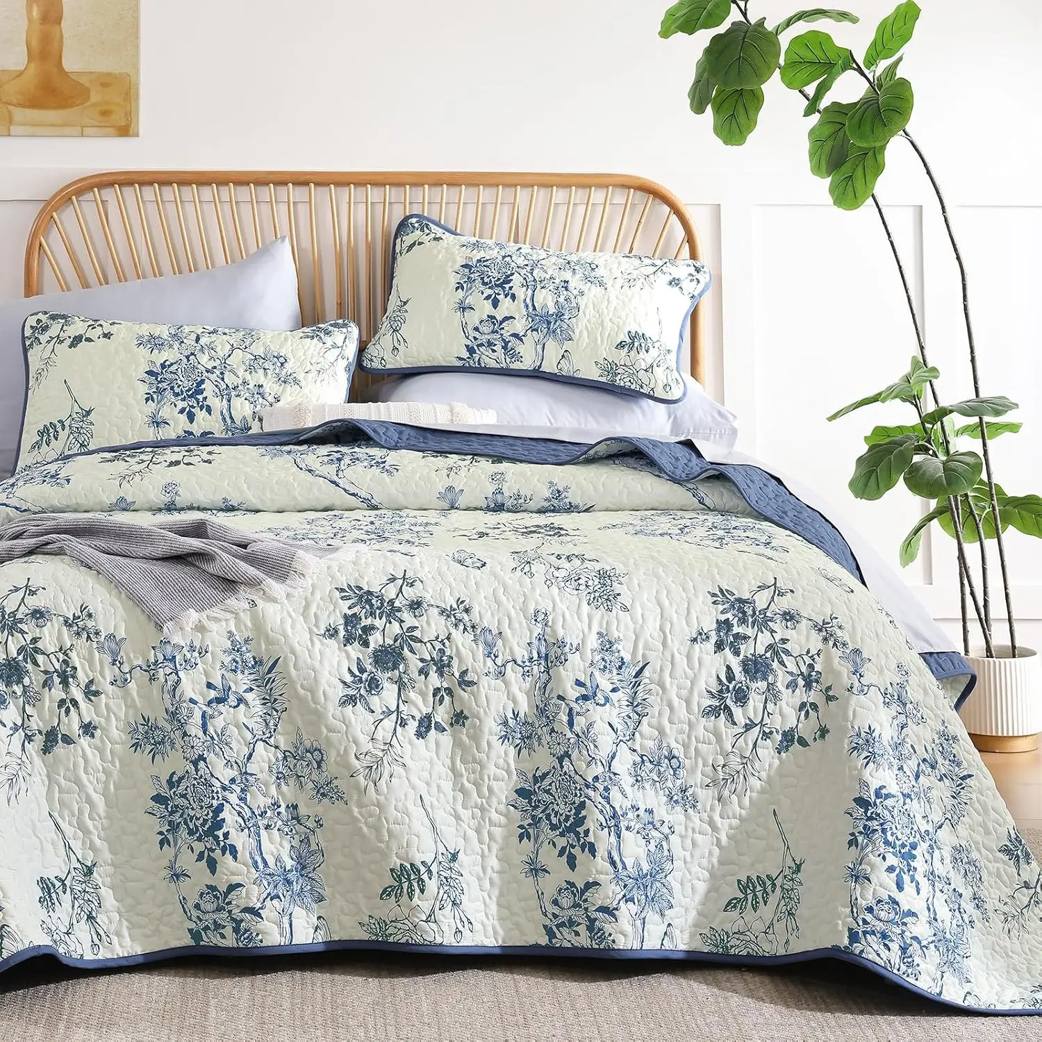 WONGS BEDDING Floral Quilt Set Queen,3 Pcs Blue Bedspreads Coverlets Set | Spring Summer Floral Farmhouse Bedspread with 2 Shams,Soft Microfiber Lightweight Coverlet for All Season 96"×90"