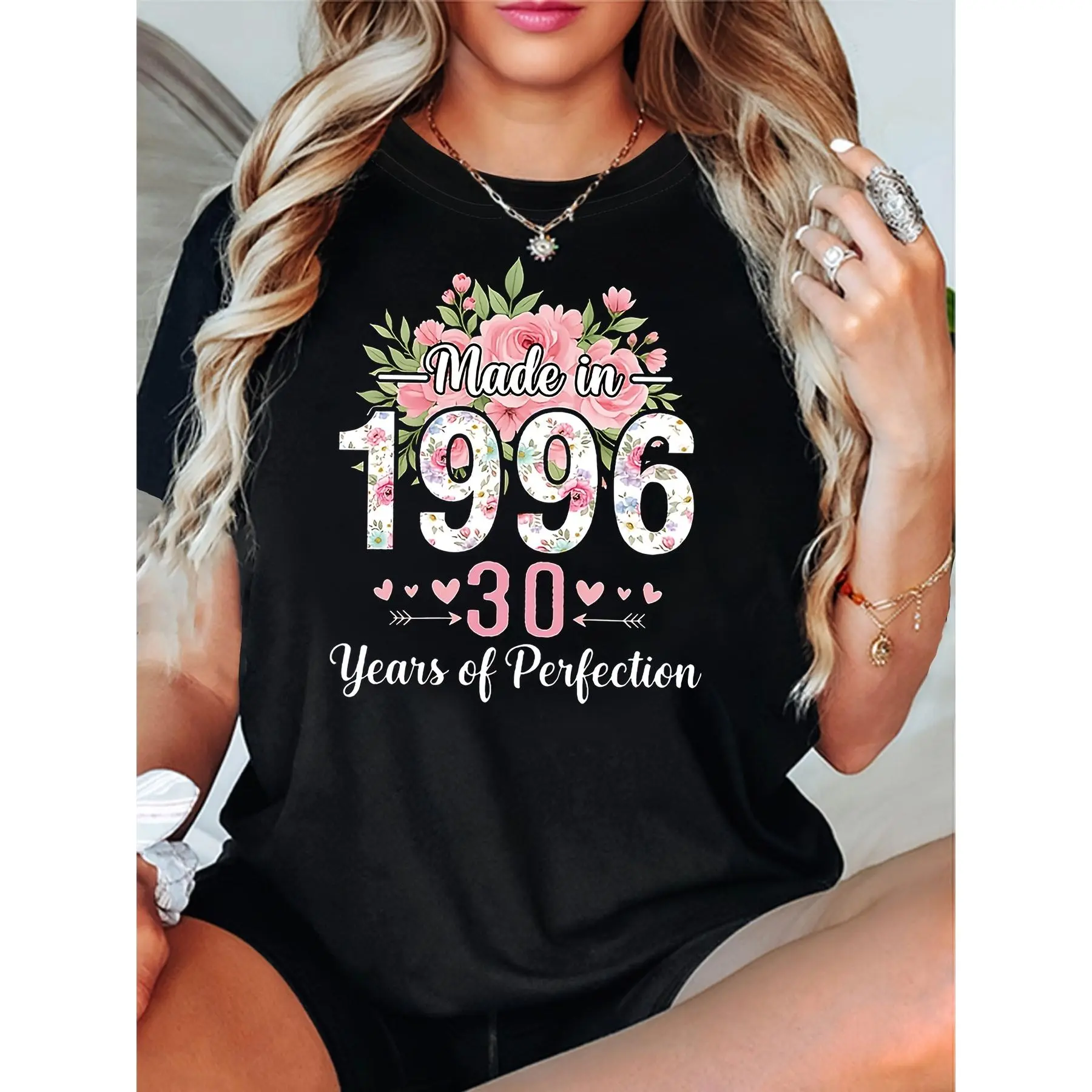 Women's 1996 30th Birthday Graphic T-Shirt, Casual Short Sleeve Crew Neck Cotton Top with Regular Fit for Celebrations, Shortsleeve, Fabric, Knit, Round Neck, Tshirt, Birthday-Themed Women's T-Shirts