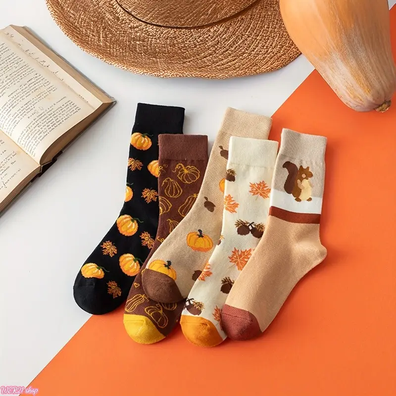 [HalloweenTok]Women Mid Calf Crew Socks | Viral 2026 Fall Cartoon Pumpkin Squirrel Maple Leaf Hosiery, Cute Autumn Novelty Printed Thermal Footwear, Trendy Casual Daily Socks for Street Outfit Thanksgiving Holiday Gift