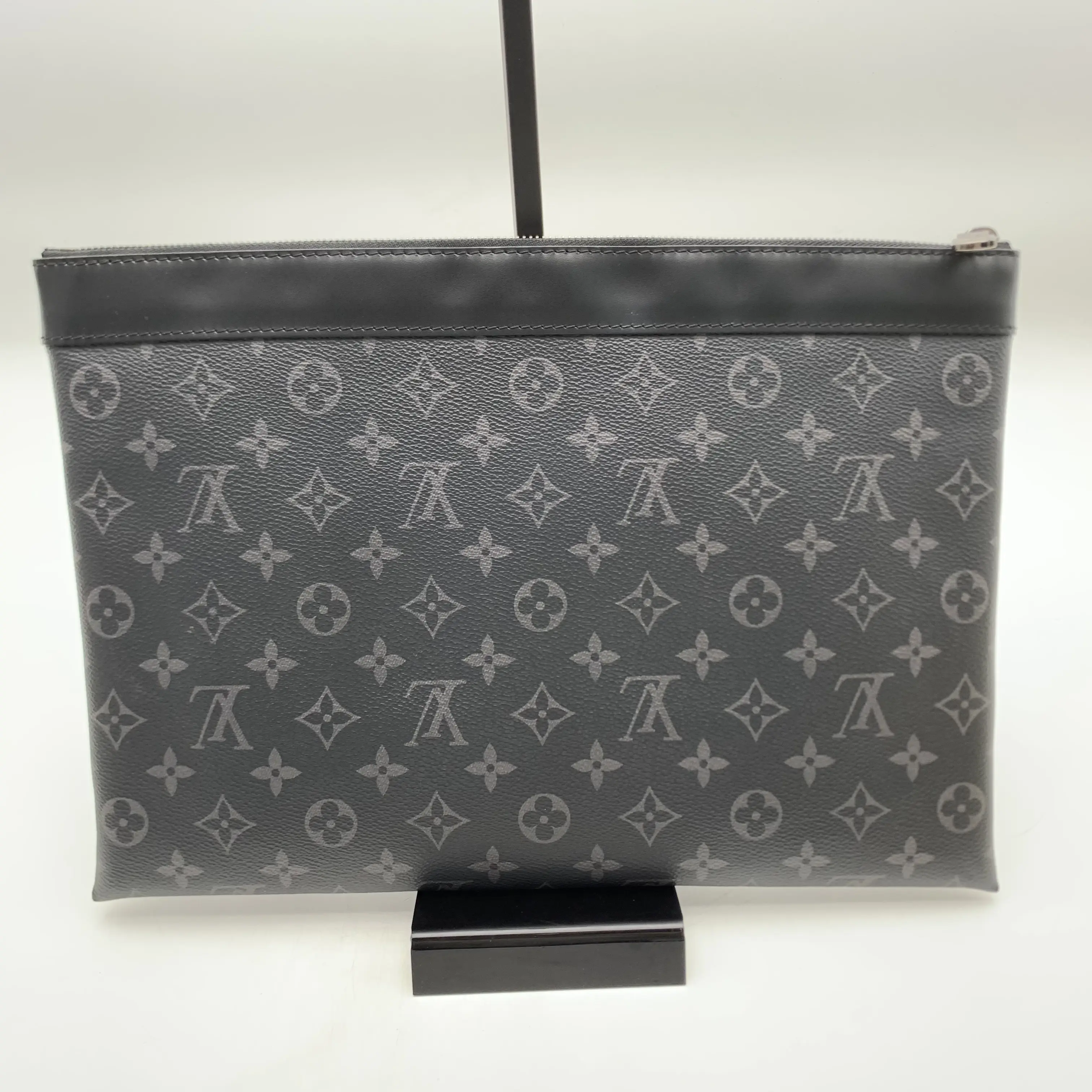 Pre-owned LV black monogram clutch bag/10021549
