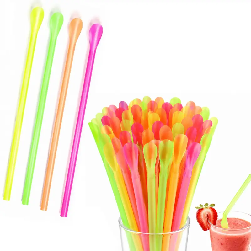 Multi colored spoon suction mixing straw, disposable beverage accessories for parties, household cold drink making utensils, spoon suction dual-use plastic straw.