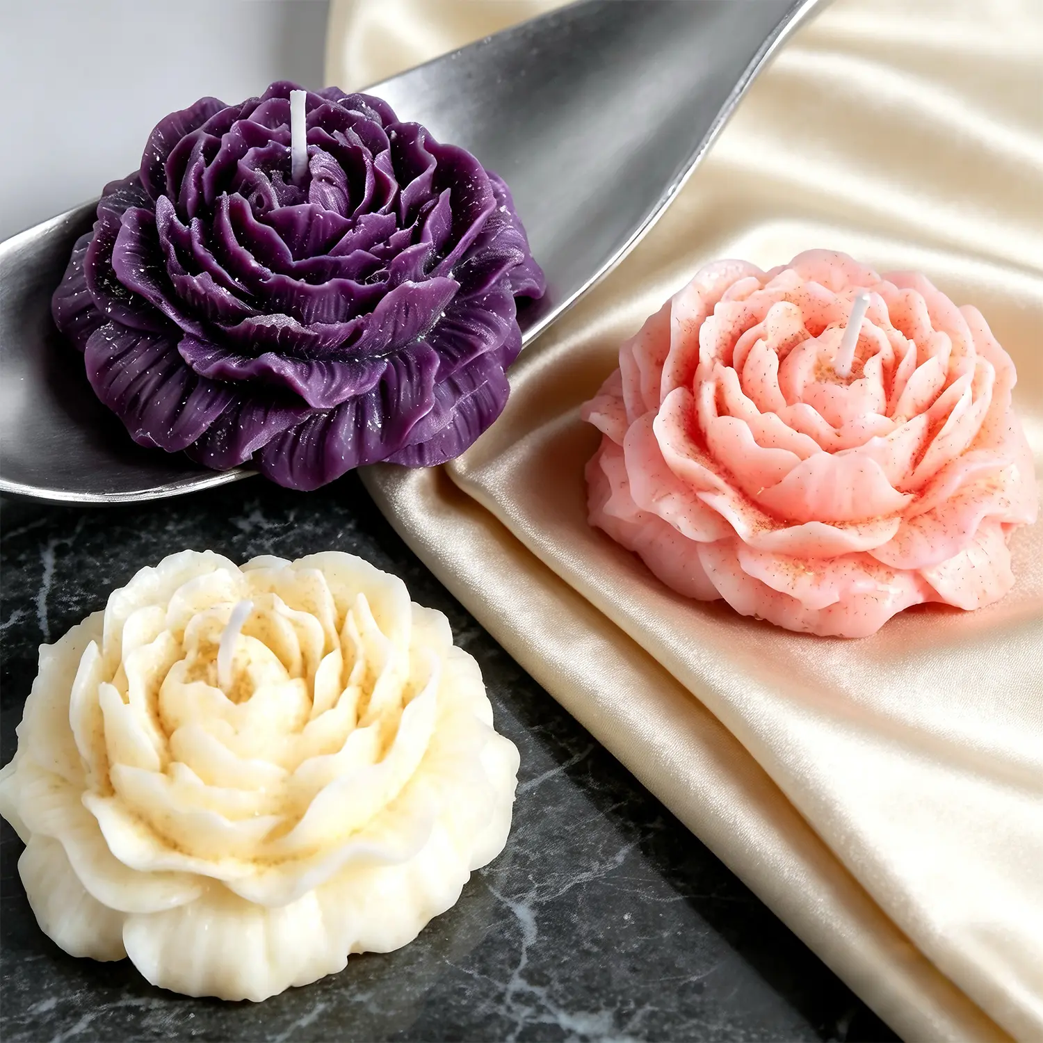 Peony Flower Shaped Scented Candles | Cute Floral Soy Wax Aromatherapy Candles | Optional Plastic Candle Holders | Decorative & Perfect for Gifts, Home Decor, Weddings & Cozy Nights