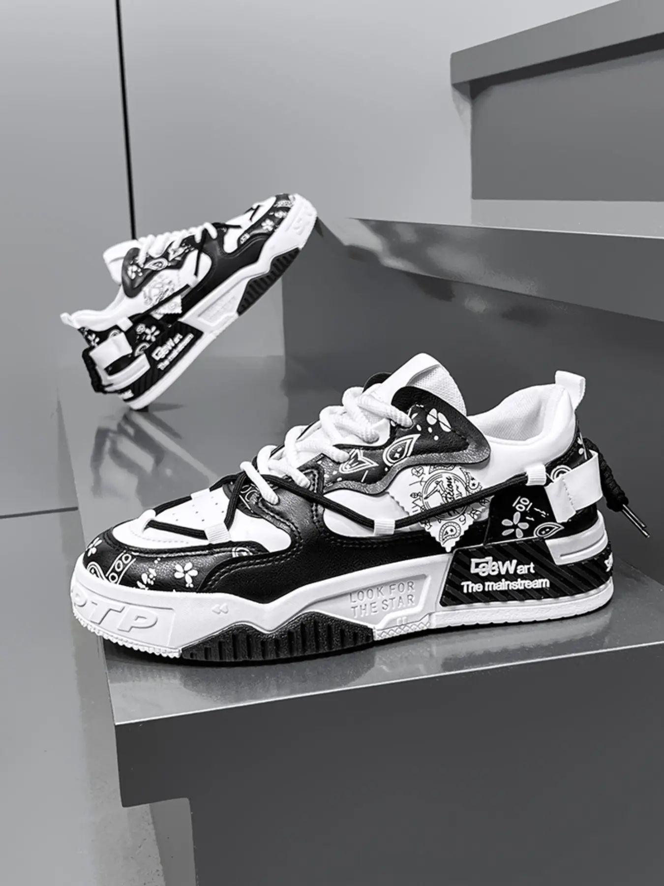 2026 New Men's Vintage Fashion Printed Patchwork Platform Skate Shoes, Anti-Slip Lightweight Casual Sneakers, Suitable for Daily Commute, School, Hip Hop Street Leisure and All Occasions, Wearable All Year Round