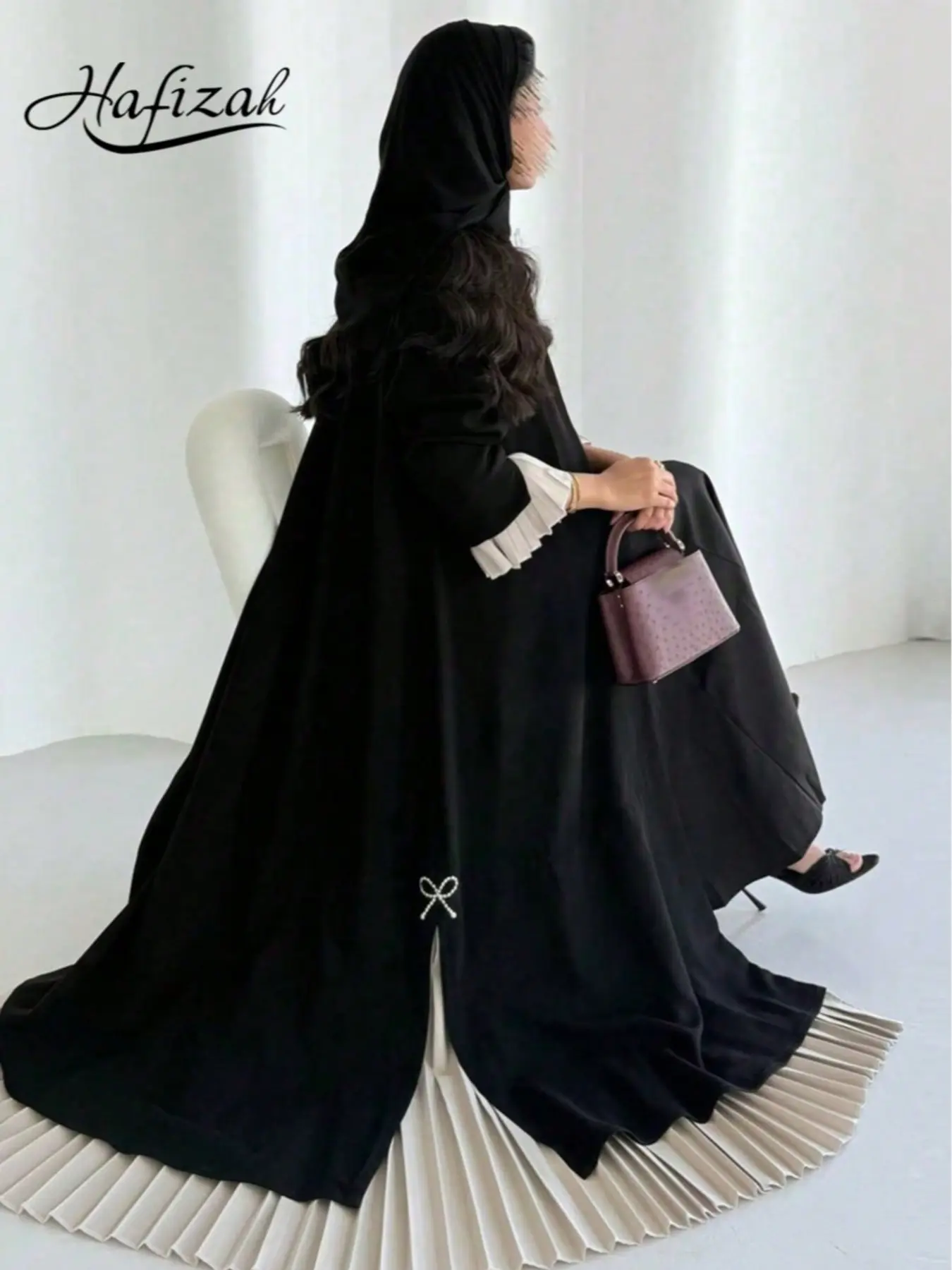 Hafizah Colorblock Pleated Rhinestone Bow Long Cardigan, Loose-Fitting Outerwear for All Seasons, Casual Women's Fashion