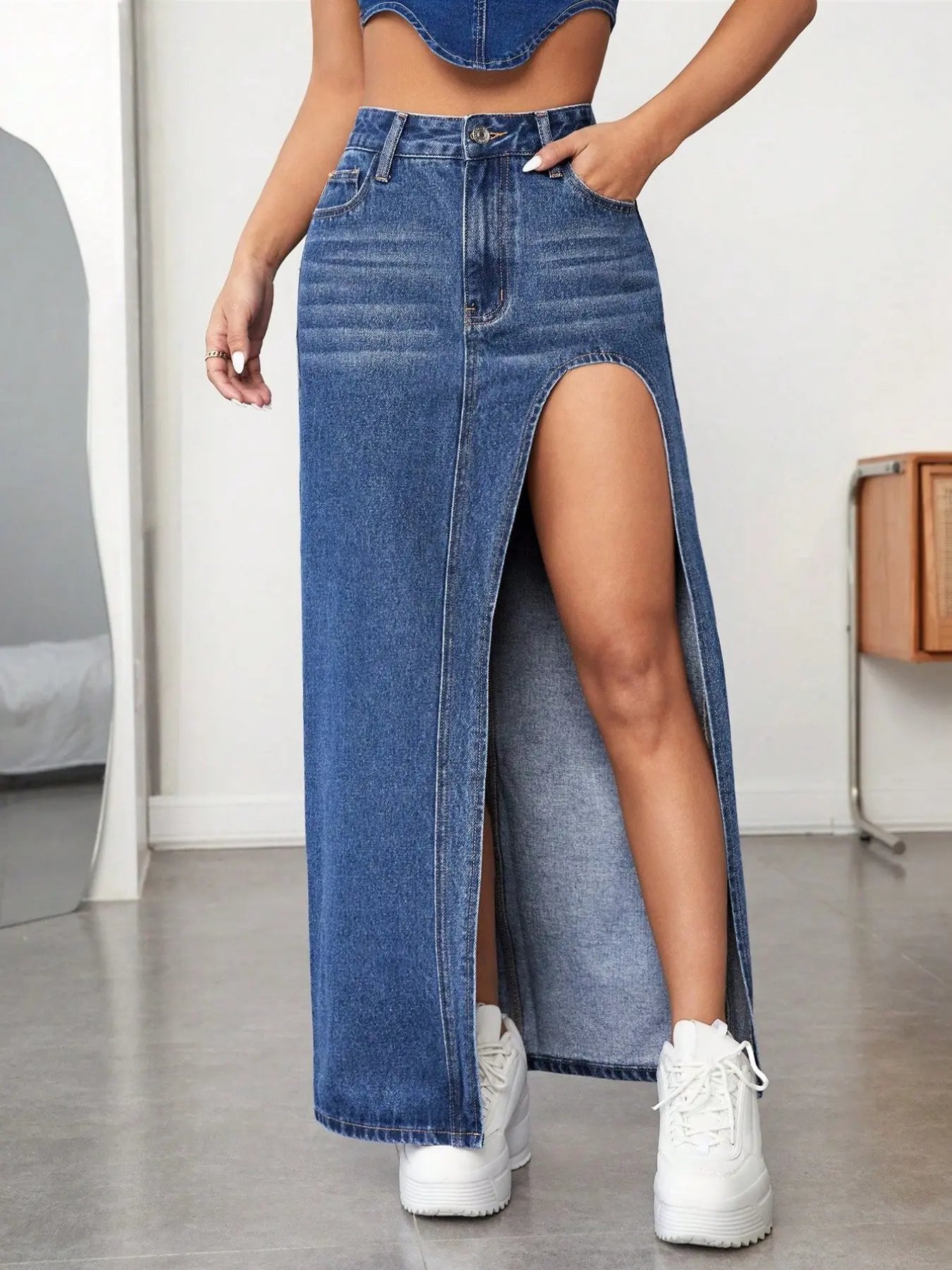 High-Waisted Split Thigh Denim Midi Skirt, Long Straight Fit Street Style, Slimming Effect, Trendy Fashion for Women, Streetwear