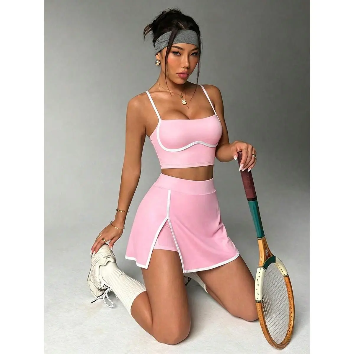 Women's 2-Piece Colorblock Halter Backless Seamless Crop Camisole & Pocket Short Skort Matching Set - Scrunch Stylish Activewear for Casual Daily Tennis, Athletic Use