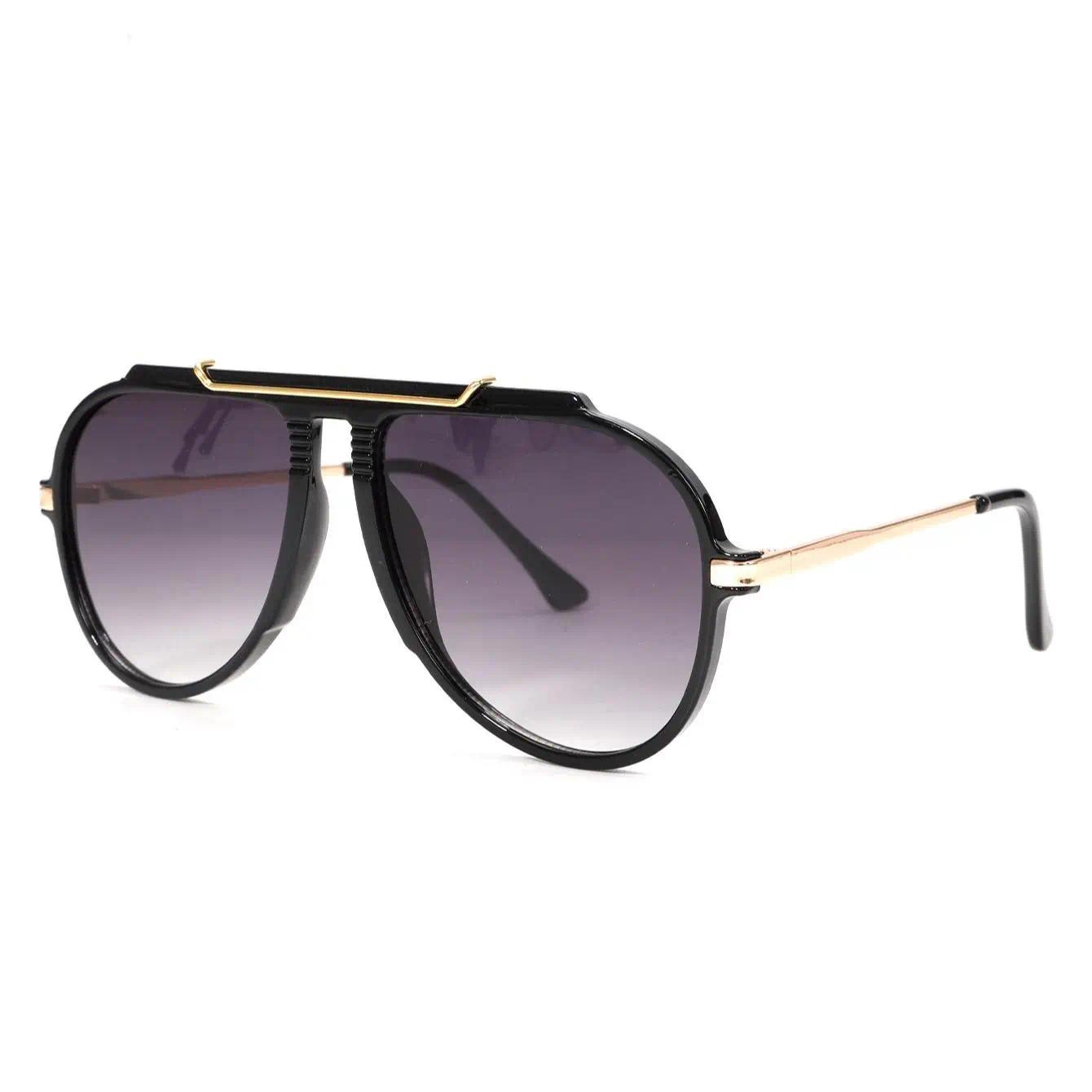 2026 Unisex UV400 Bold Frame Sunglasses, Lightweight Trendy Shades for Photography & TikTok Influencers