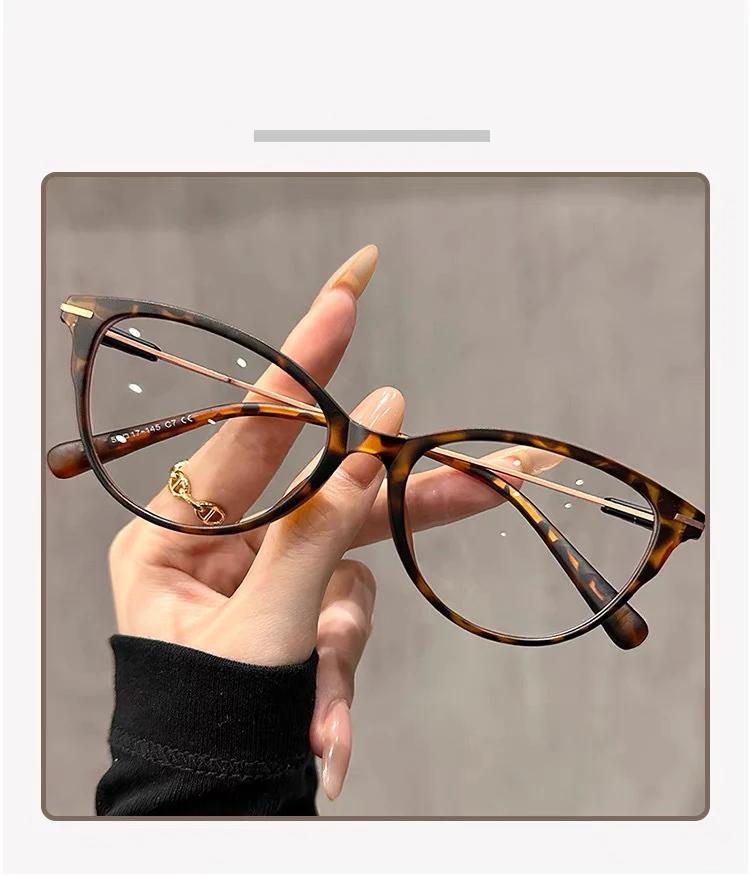 Ultralight Hd Cat-eye Reading Glasses For Women's Anti-blue Light Fashion Young Middle-aged And Elderly Goggles