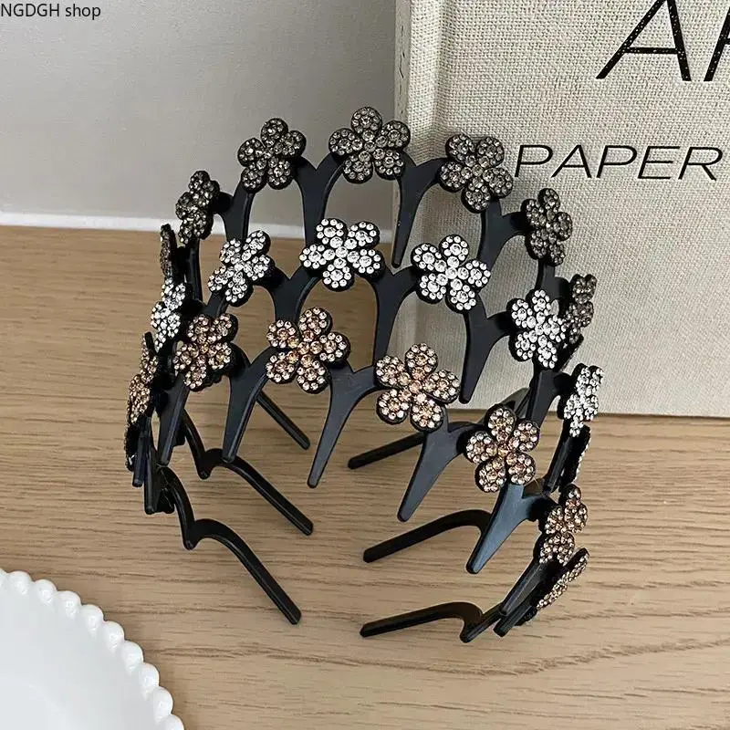 Crystal Flower Hair Comb - Trendy Black Rhinestone Butterfly Headband with Multiple Teeth, Glamorous Sparkling Durable Design Perfect for Wedding Party Updo Prom & Elegant Daily Hairstyle Glam