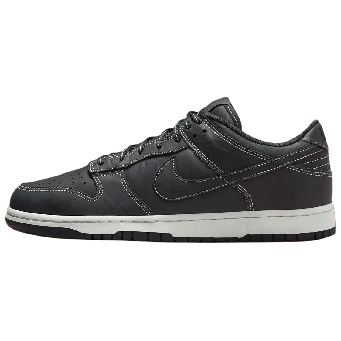 Nike Dunk Low 'Off Noir Summit White' IO4550-001