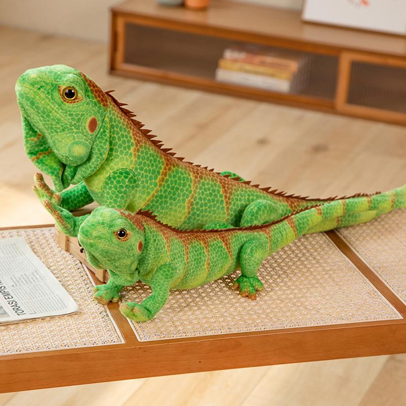 Lifelike Green / Brown Iguana Lizard Figurine Model Cute Reptile Lizard Plush Toys Simulation Animal Stuffed Doll Boys Gifts