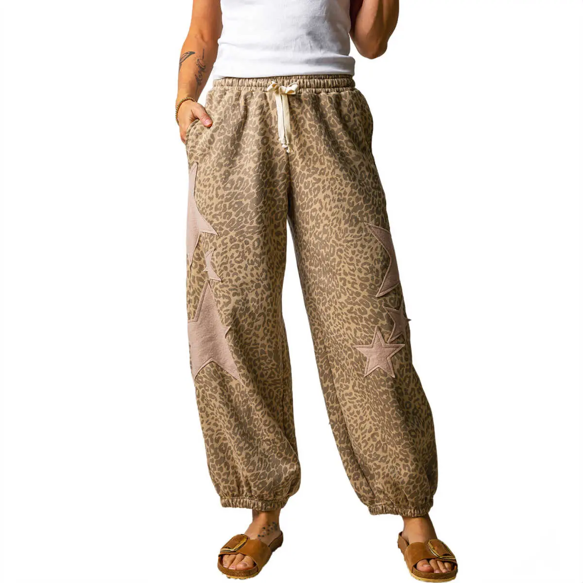 Women's Quick Dry Polyester Jogger Pants, Western Style with Animal Print and Star Patches, Adjustable Drawstring Waist, Workout, No, Casual Loose Joggers, 100% Polyester, Tee‑Ready Fit