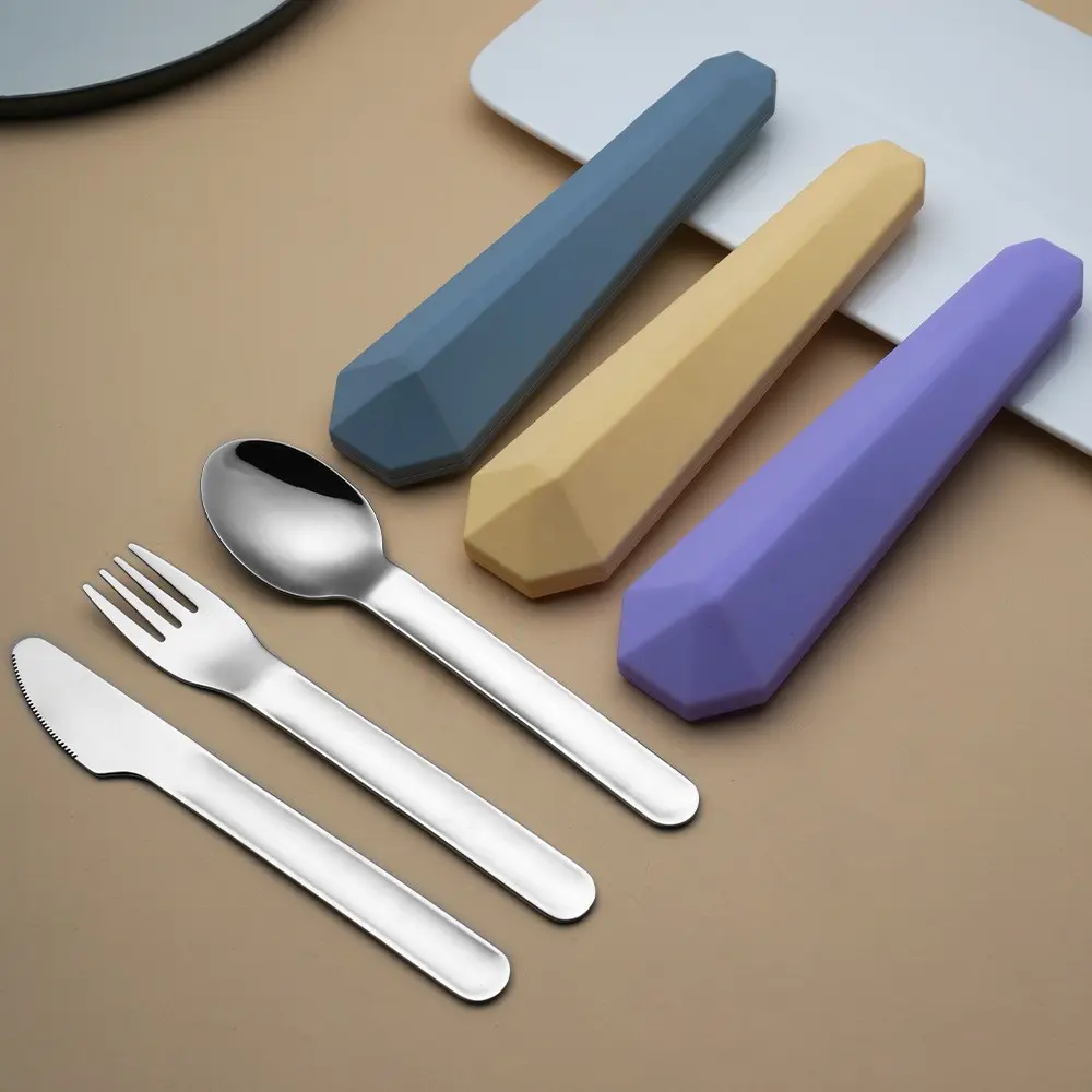 Portable Stainless Steel Silicone Cutlery Set, Fork Spoon Knife Trio, Student Tableware Kit, Ideal for Office Workers, Outdoor Picnics