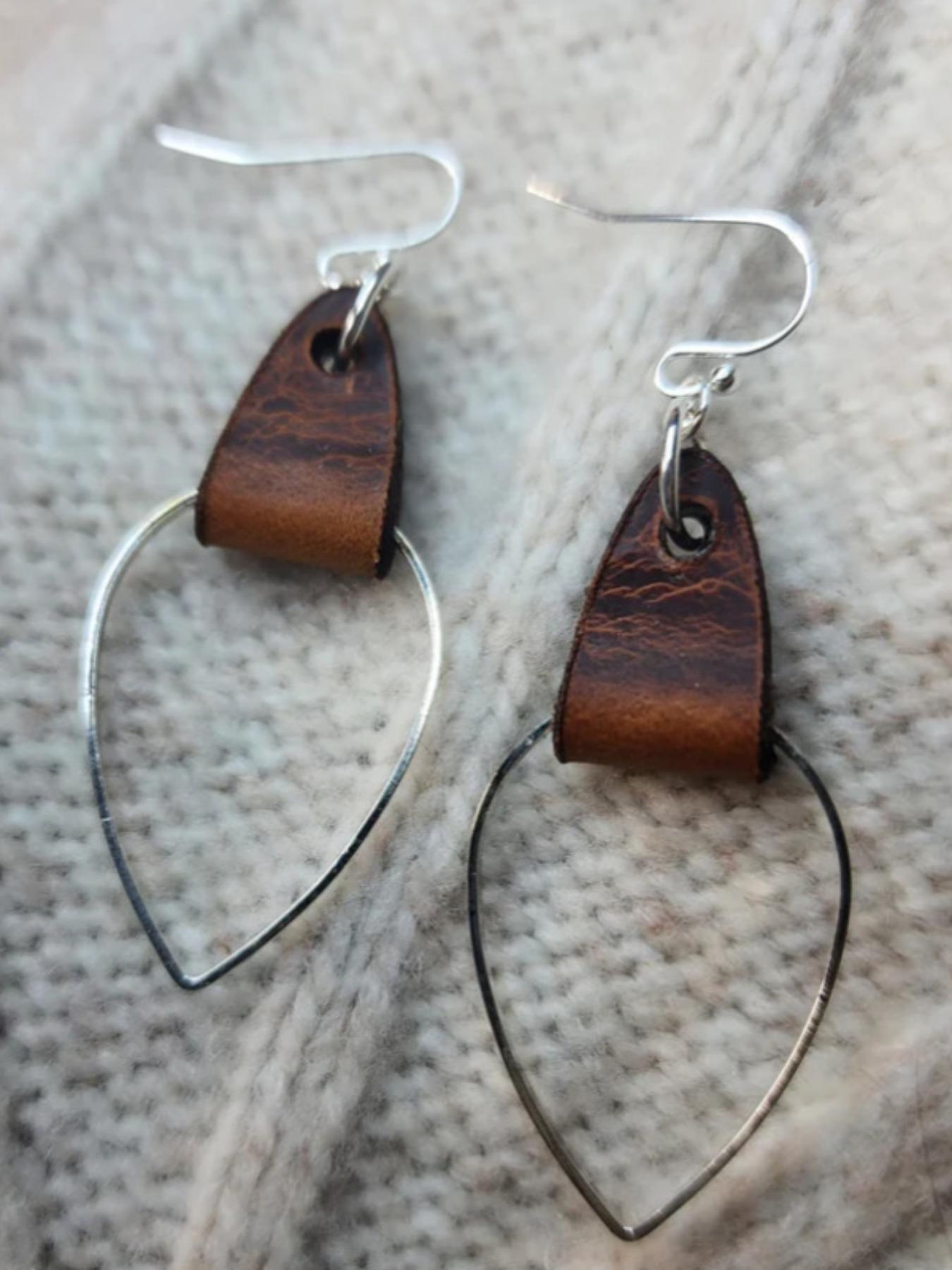 Vintage Minimalist Teardrop Leather Pendant Earrings, Perfect for Christmas, Halloween, Summer, Winter, Valentine's Day, New Year Gifts