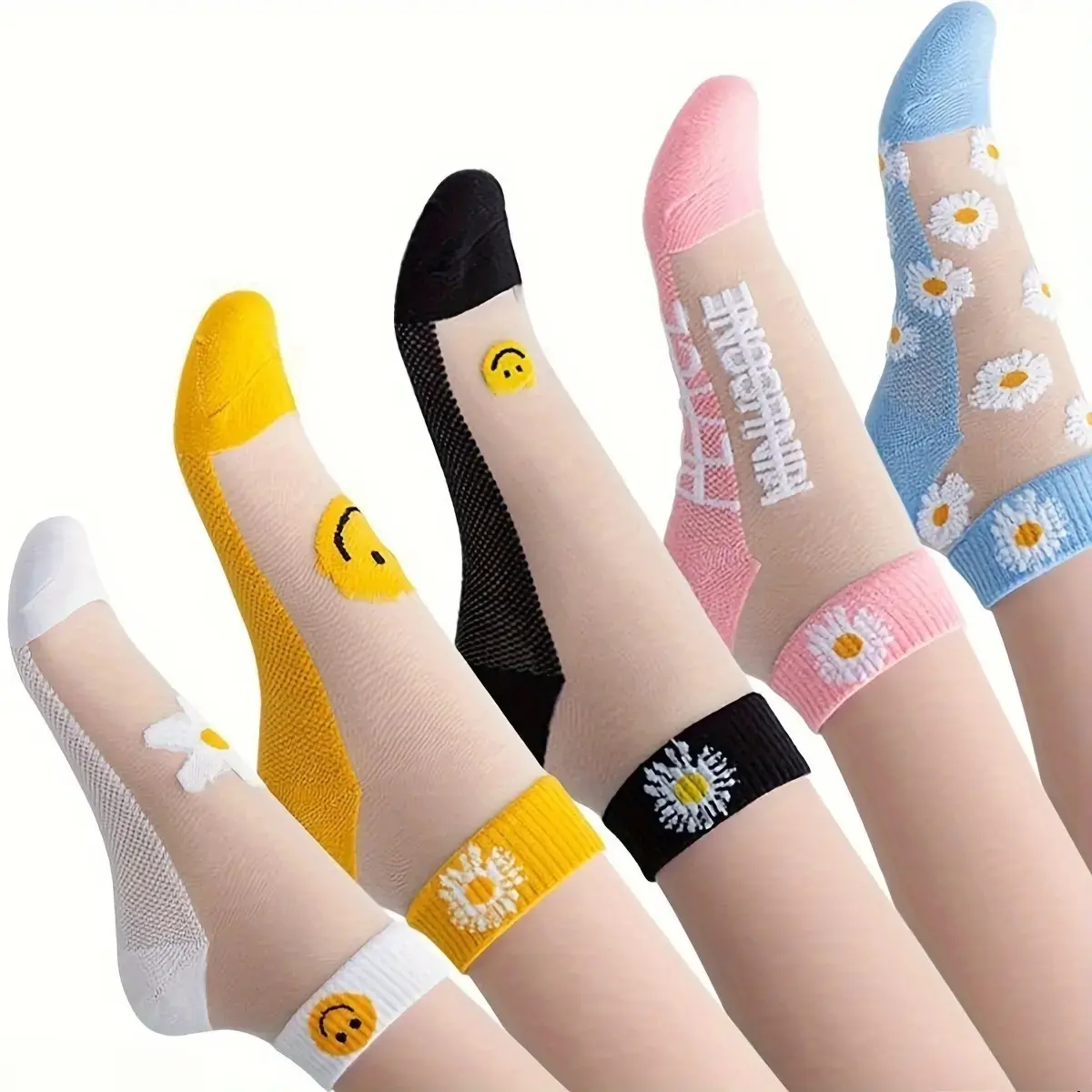 5 Pairs Daisy & Smiley Ankle Socks for Women, soft, comfy and breathable. One size fits all, perfect for home, travel and all seasons. summerwins
