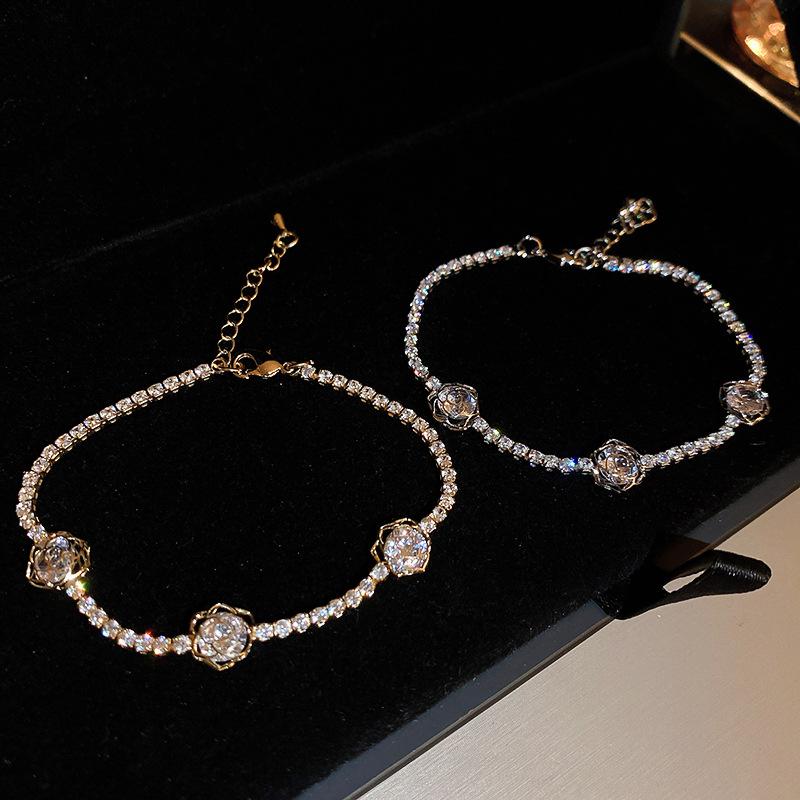 Elegant Zircon Flower Cutout Bracelet, Women's Fashion Jewelry, Rhinestone Design, Perfect Gift for Her, All Seasons Wear Elegant Zircon Flower Cutout Bracelet, Women's Fashion Jewelry, Rhinestone Design, Perfect Gift for Her, All Seasons Wear
