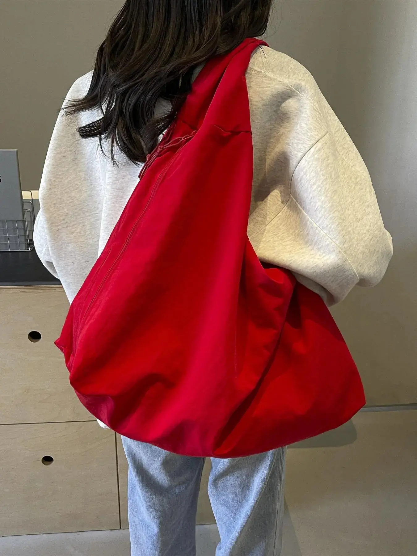 Simple & Fashionable Crossbody Shoulder Bag, Large Capacity with Multiple Pockets, Ideal for Work, School and Travel, Everyday Crossbody Bag