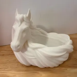 Horse Shaped Keychain Bowl, Decorative 3D Printed Craft Gift Item, Unique Horse Design Accessory, Perfect for Keys & Small Items Storage