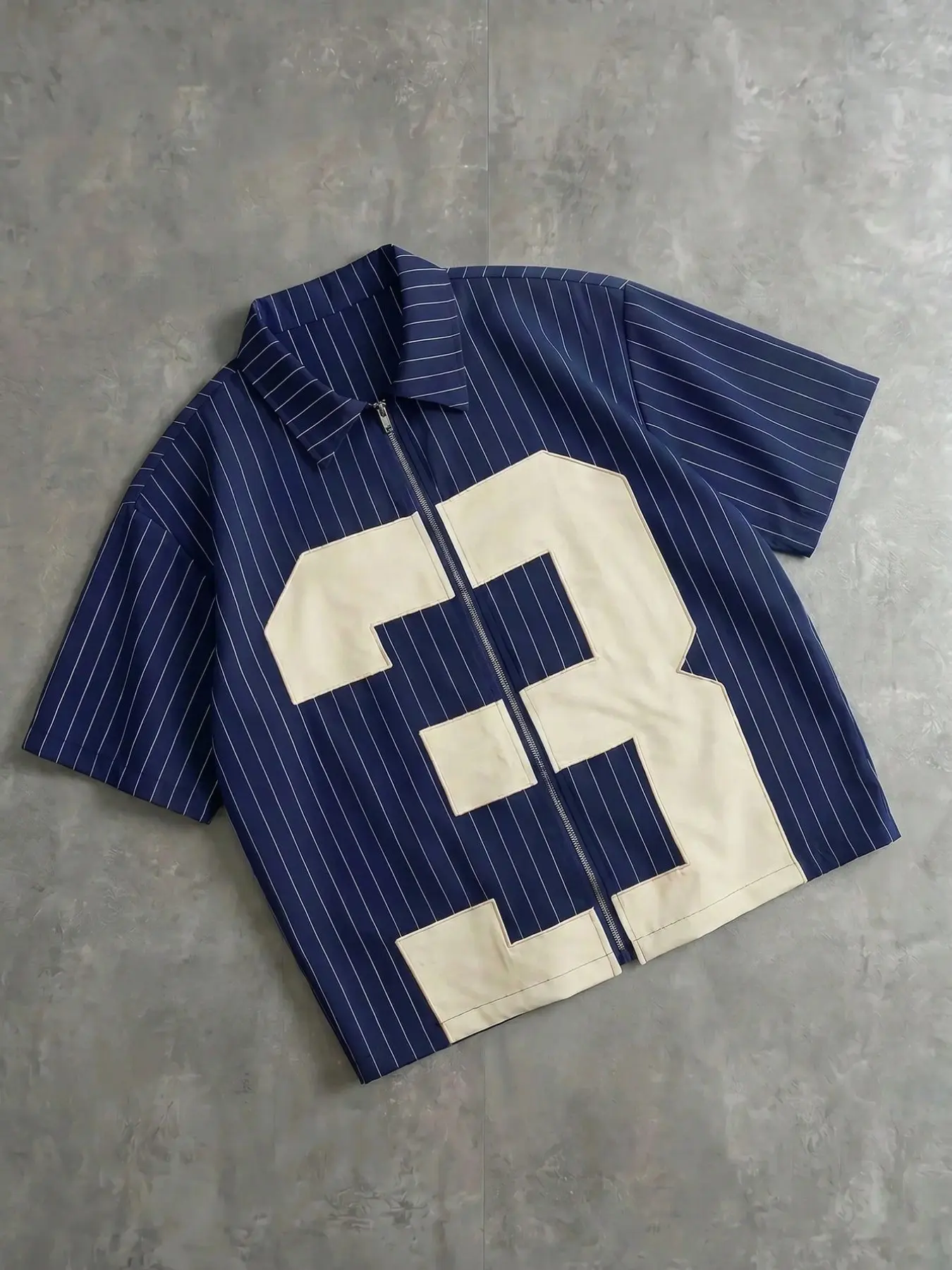 Youthful woven short-sleeve men’s shirt, zip placket boxy cut. American vintage street style with campus graphics, oversized relaxed fit & simple color blocking. Suitable for daily, street, school, shopping and dates.ideal gift for boyfriends.