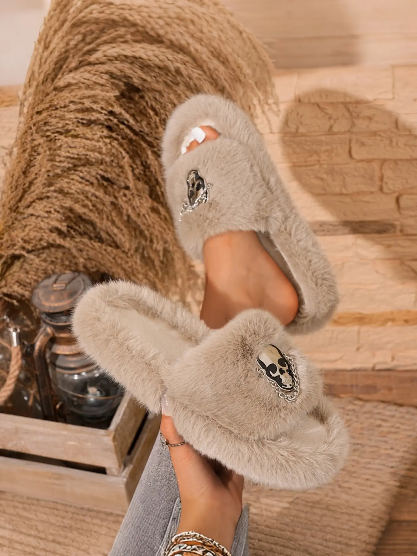Women's Plush Open-Toe Slippers, Metal Skull Chain Decor, Punk Street Style, Indoor Outdoor Warm Plush Shoes, Couple Matching