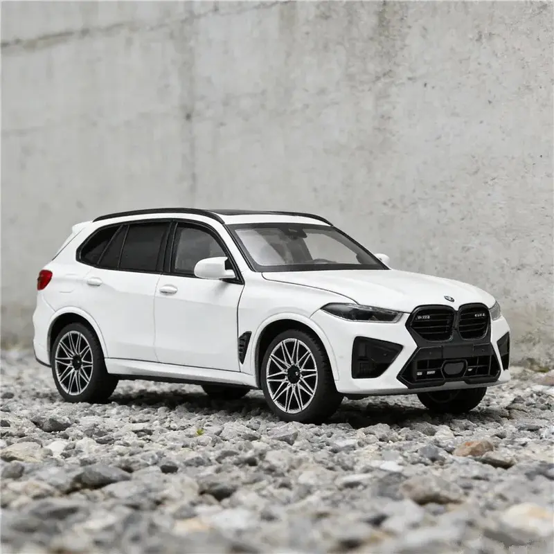 1:24 SUV Alloy Luxury Car Model Metal Diecast Off-Road Vehicle Car Model Simulated Sound and Light Children's Toy Gift