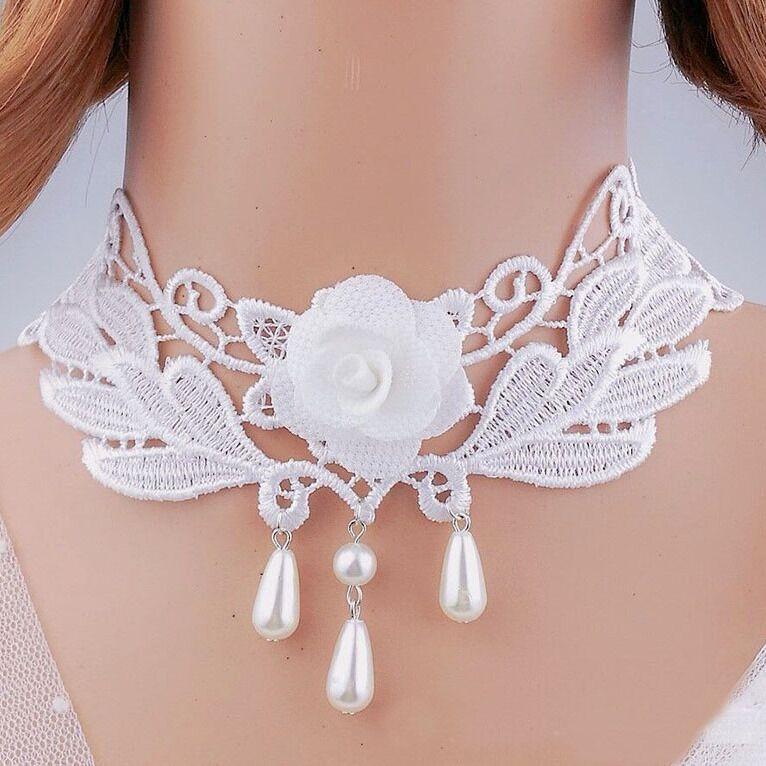 White Lace Floral Choker Necklace for Women Bridal Wedding Choker with Tassel Delicate Lace 3D Florals Adjustable Comfortable Bridal Jewelry Perfect for Vows & Last Dance