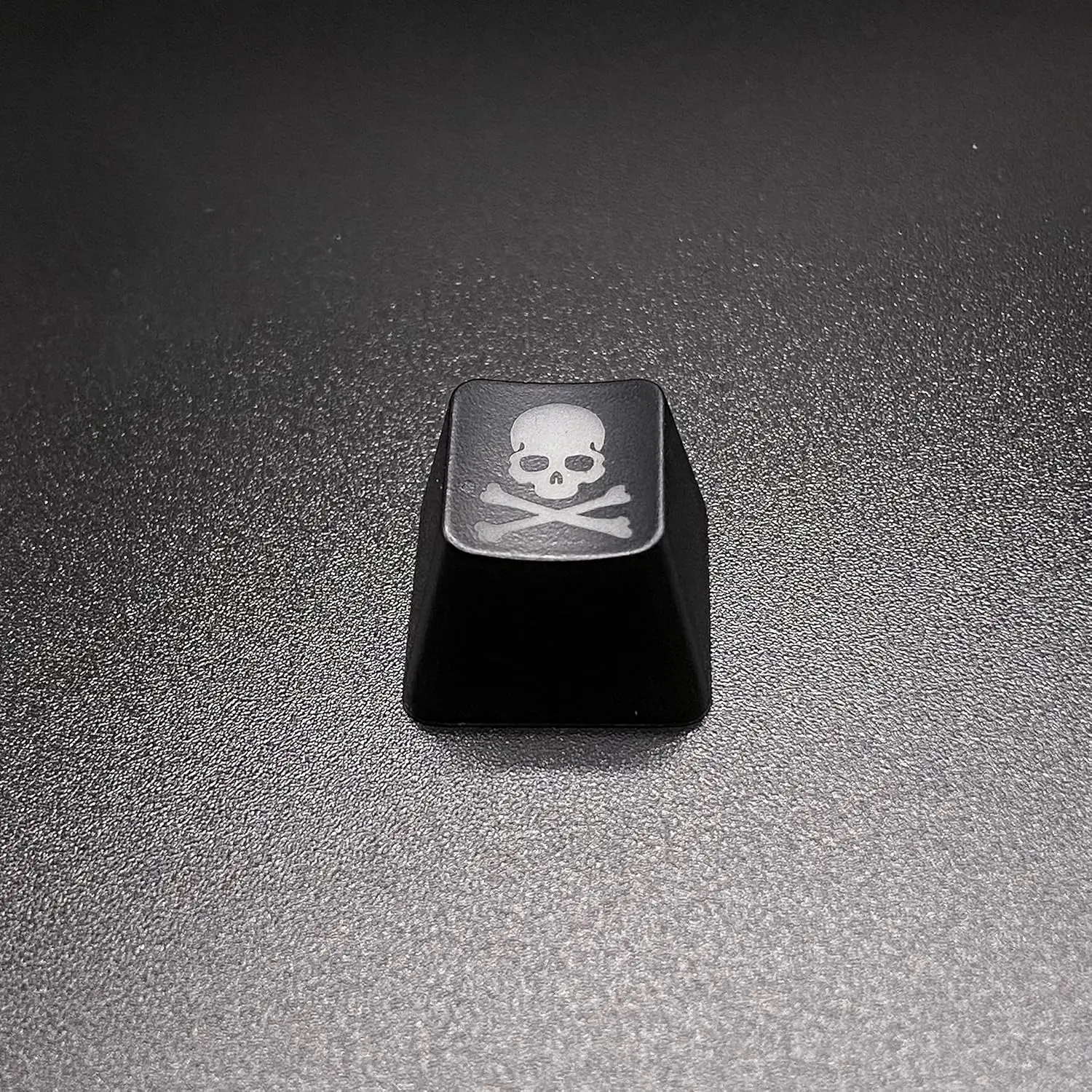 Skull Artisan Keycap, Custom Mechanical Keyboard Keycap, SA Profile, R4, Translucent Backlight