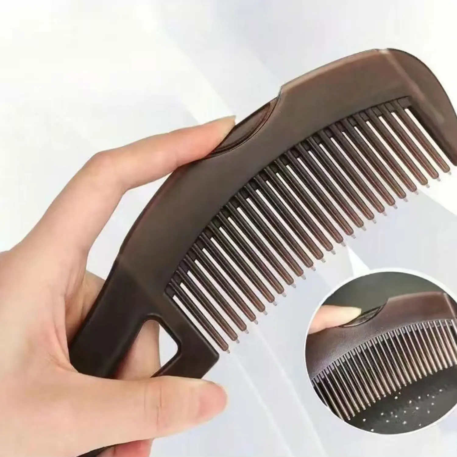 Oil-removing comb, anti-dandruff hair care tool, suitable for normal hair quality. ABS plastic handle with fine teeth, easy to remove oil and untangle hair brush, Hair Combs