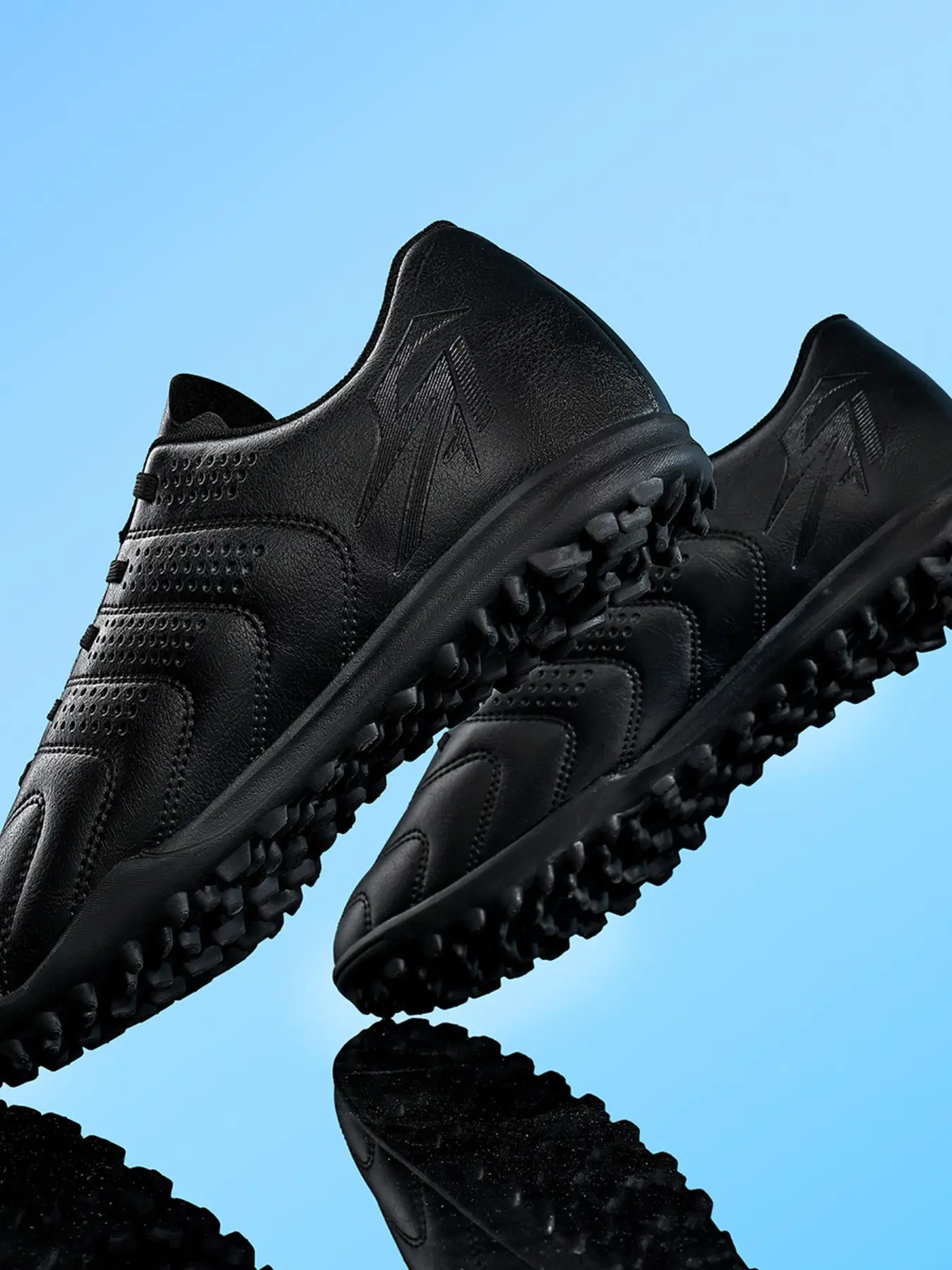 Men's Sporty Football Shoes, Soccer Boots, Breathable PU Upper, Durable Rubber Sole, Anti-Slip, All-Season, Ankle Protection, Multiple Colors Available
